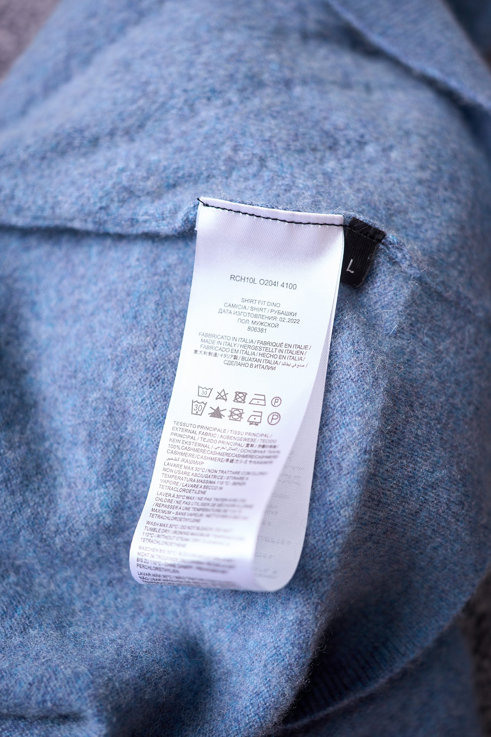 【Brioni18微米几何图形套头羊绒衫，揽一缕暖绒入怀，赴一场冬日诗意之约】Brioni羊绒衫，奢享云