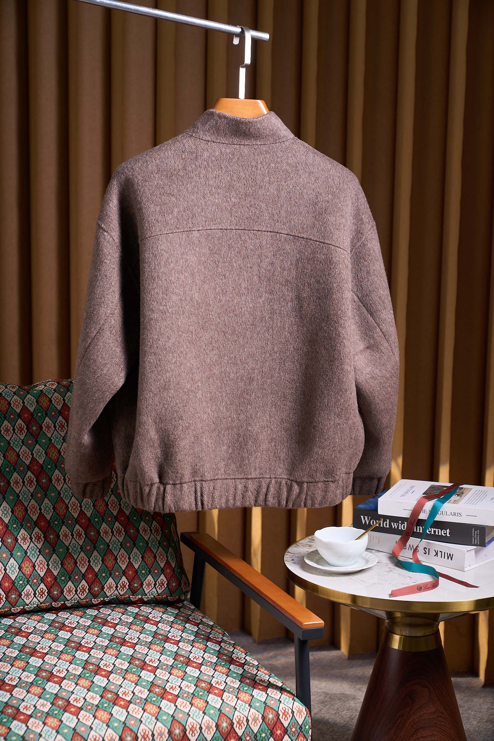 【微阔时尚立领花纱羊毛羊绒混纺双面尼双拉链设计夹克毛呢外套】男士微阔立领花纱毛呢夹克：双拉链设计，解锁高