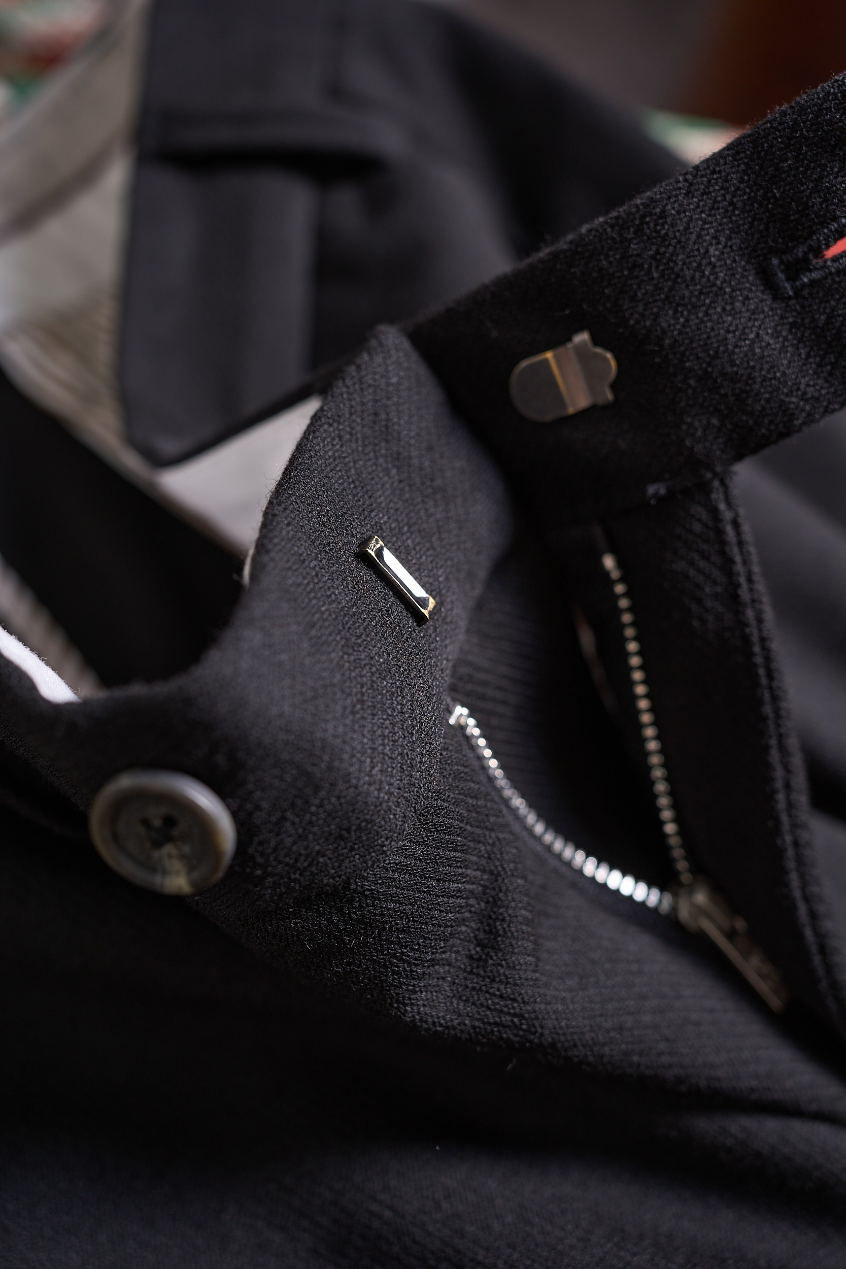 男士必备！高端休闲西裤：多元搭配，一键解锁多场景魅力纯棉面料红线腰头设计休闲长裤西裤双色休闲西裤｜纯棉肌