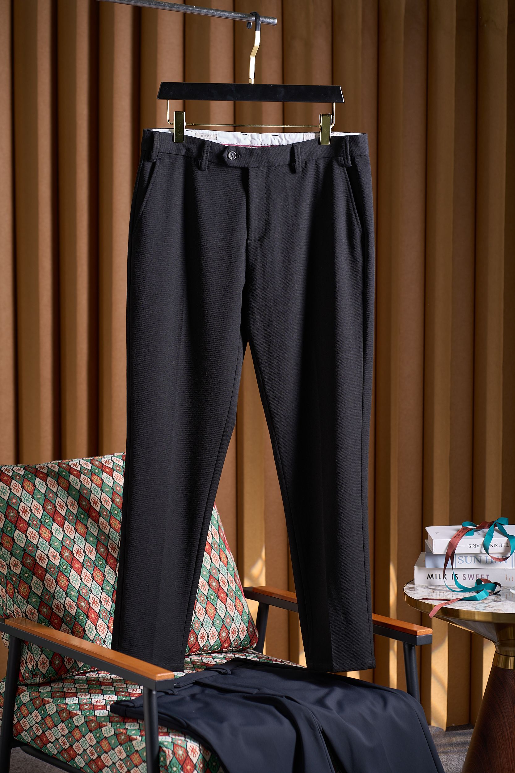 男士必备！高端休闲西裤：多元搭配，一键解锁多场景魅力纯棉面料红线腰头设计休闲长裤西裤双色休闲西裤｜纯棉肌