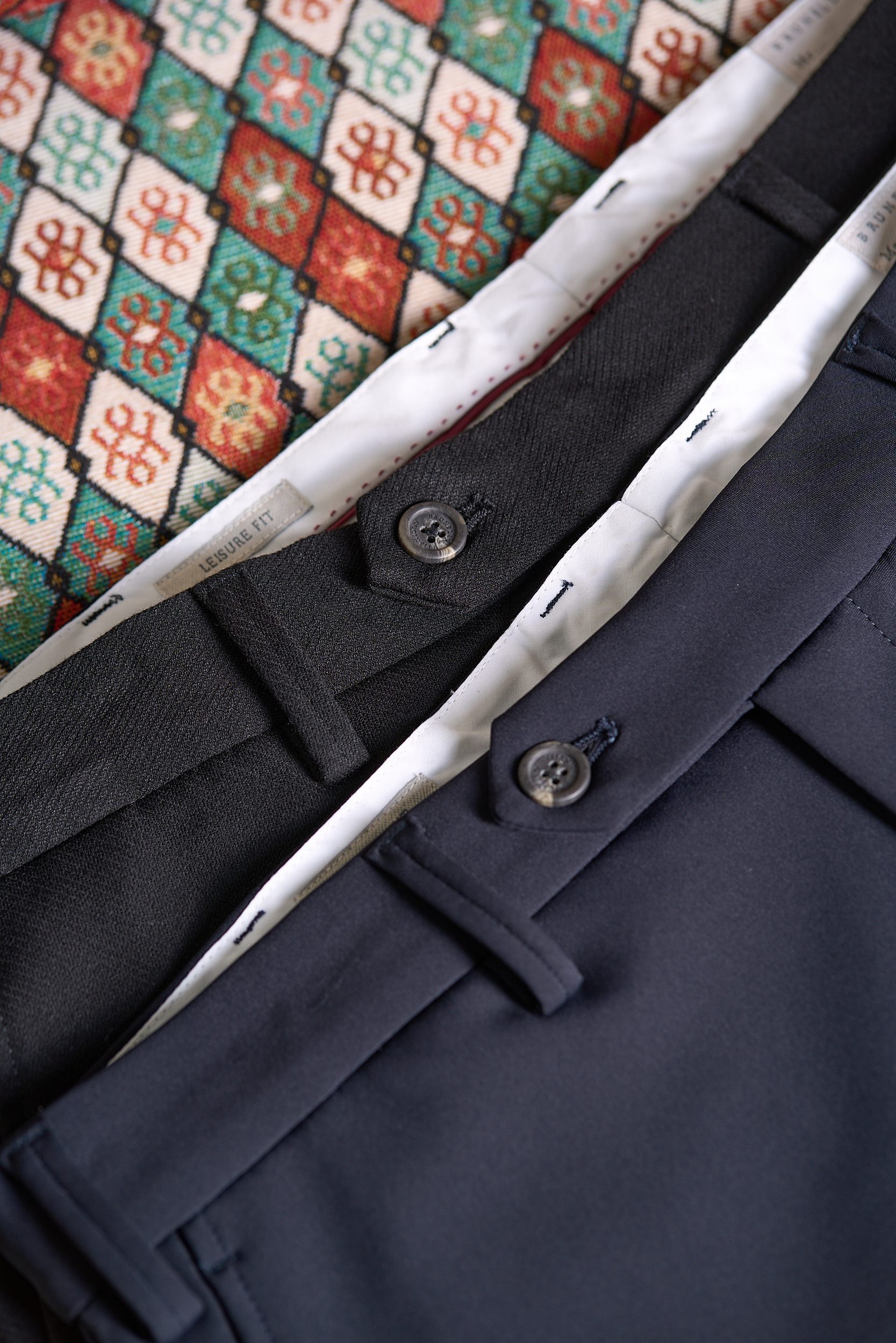 男士必备！高端休闲西裤：多元搭配，一键解锁多场景魅力纯棉面料红线腰头设计休闲长裤西裤双色休闲西裤｜纯棉肌