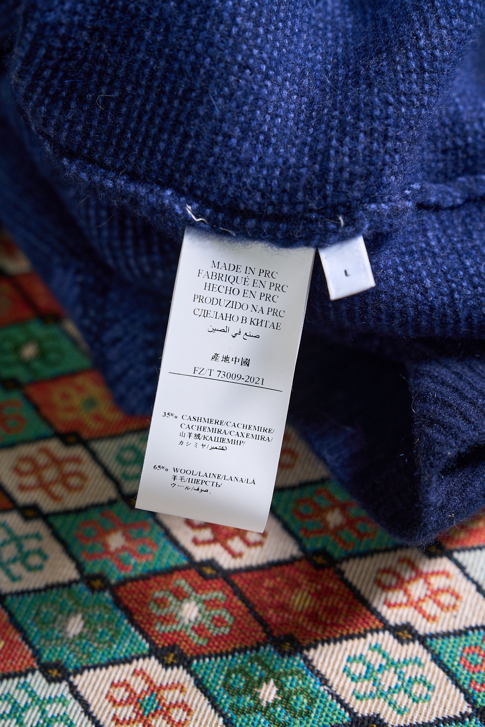 lP🆕家特织35%羊绒65%羊毛精纺纱线提花色织纽扣款羊绒开衫lP🆕家奢级开衫现货速发！35%羊绒+65