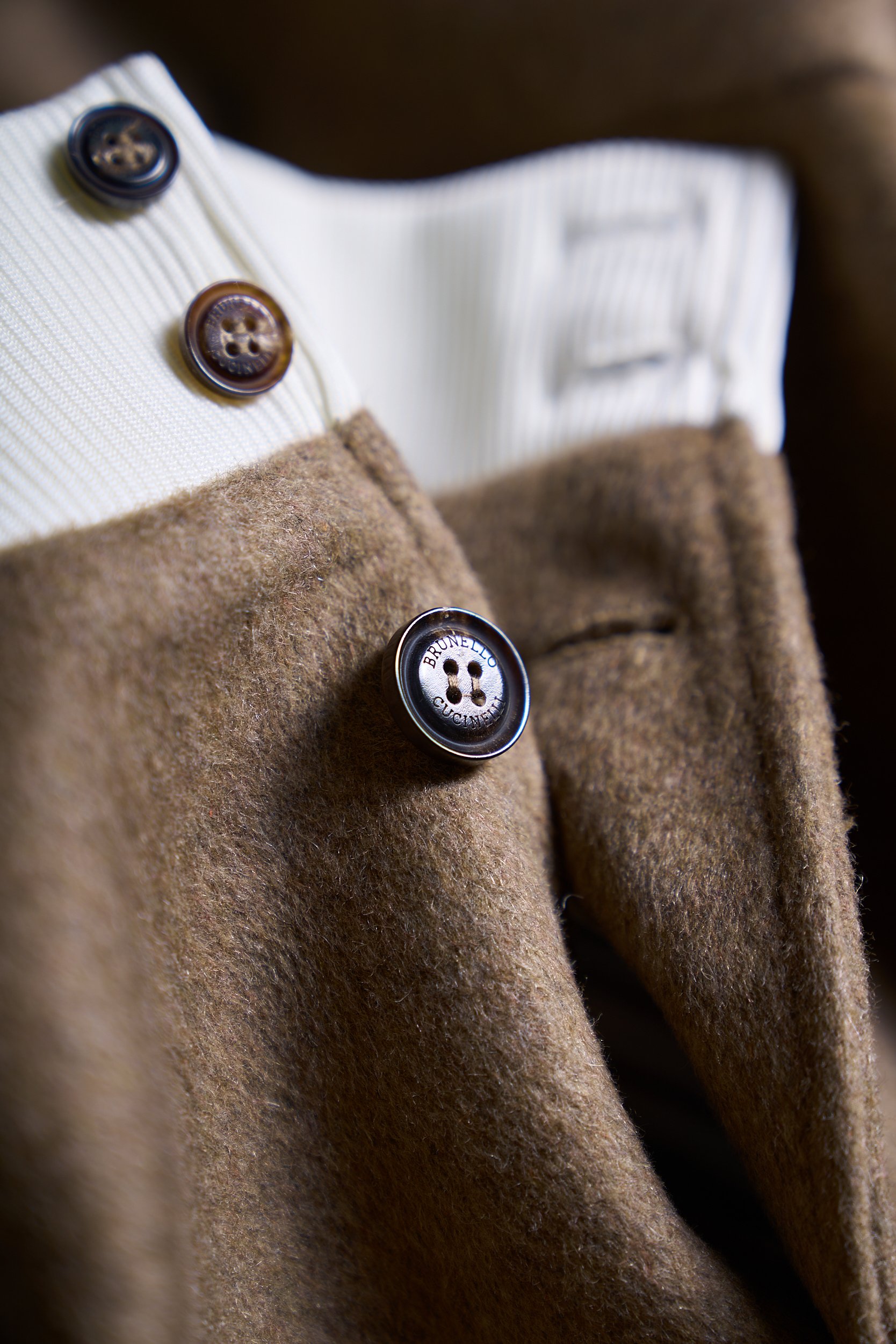 【贴袋羊毛飞行员夹克外套，温暖与品质的双重保障】复古灵感与多元穿搭风格交融，成就出这款羊毛飞行员夹克的独