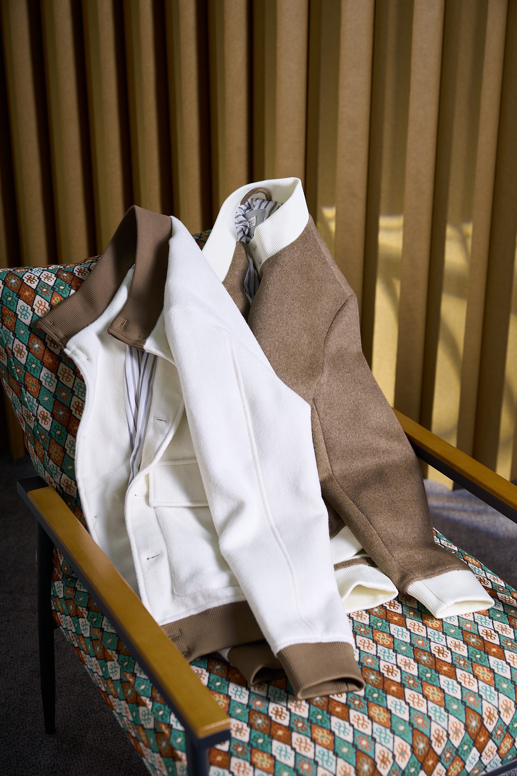 【贴袋羊毛飞行员夹克外套，温暖与品质的双重保障】复古灵感与多元穿搭风格交融，成就出这款羊毛飞行员夹克的独