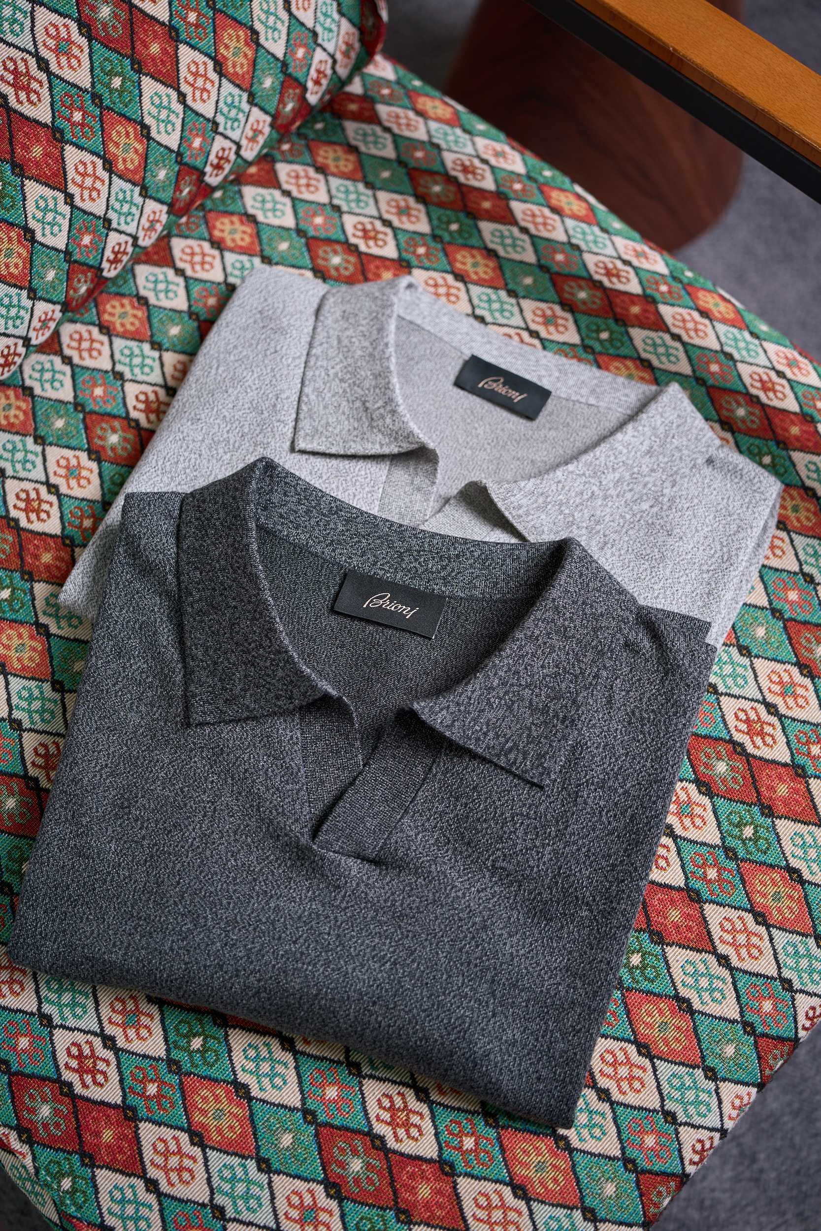 【Brioni 海鸥领莱赛尔Polo衫：意式奢华，舒适之选】一、品牌底蕴作为1945年创立于意大利的顶奢