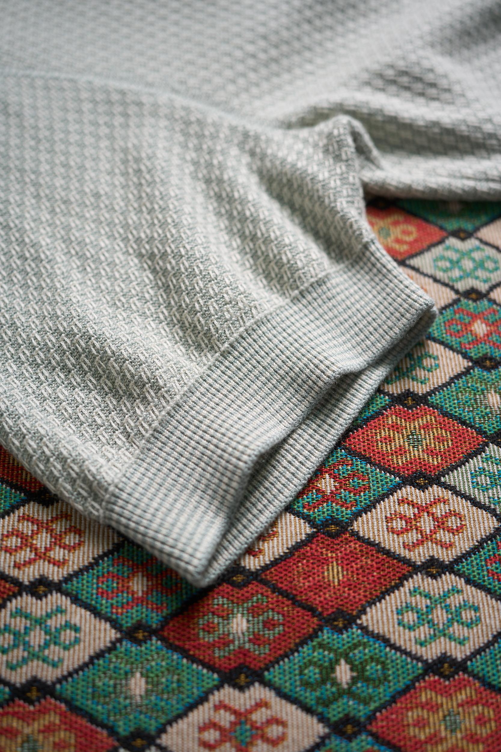 【奢品缔造！进口含15%羊绒85%桑蚕丝纱线提花镂空针织花纹经典海鸥领设计翻领针织短袖POLO衫】奢品级