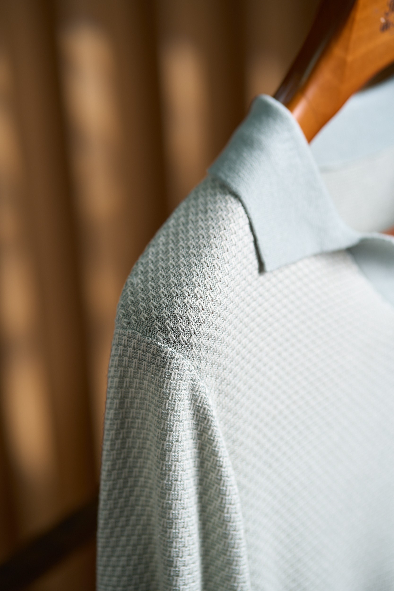 【奢品缔造！进口含15%羊绒85%桑蚕丝纱线提花镂空针织花纹经典海鸥领设计翻领针织短袖POLO衫】奢品级