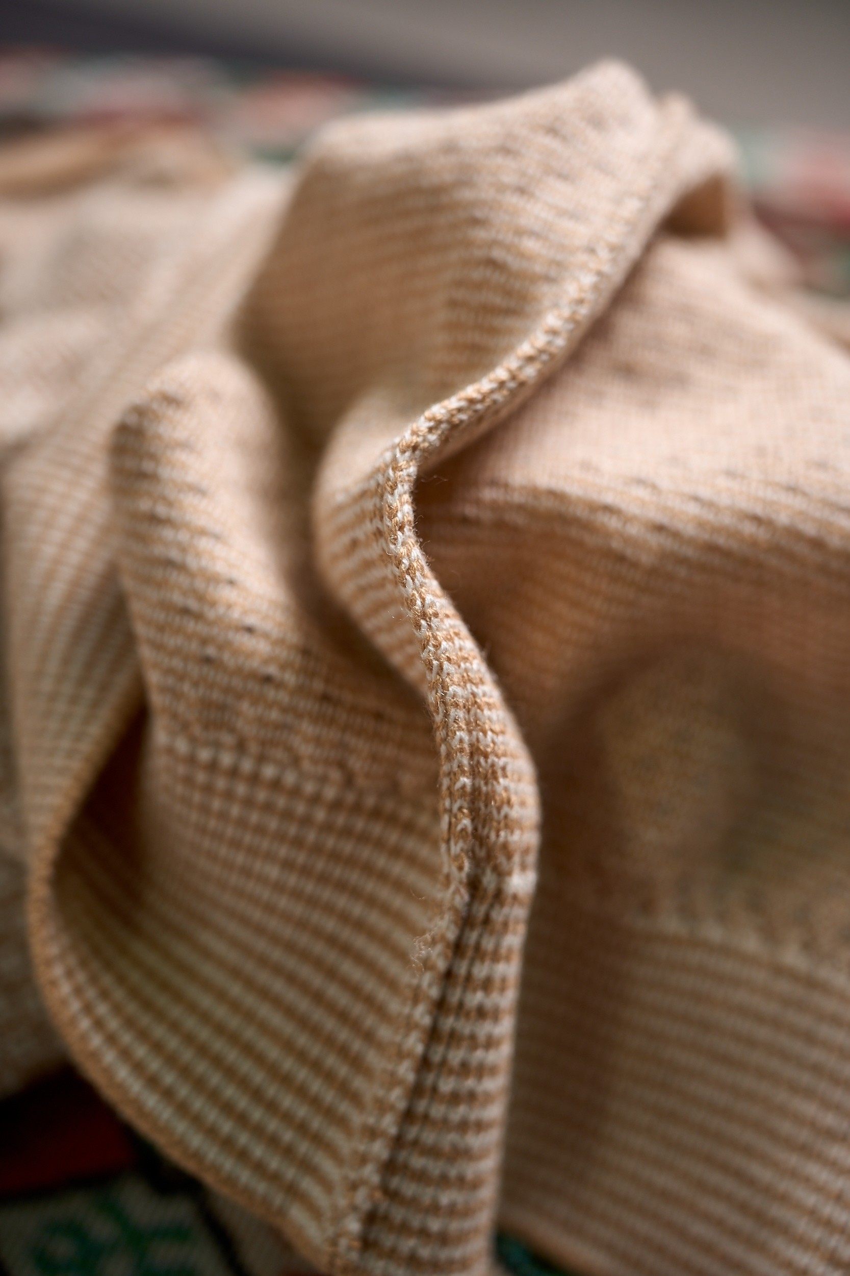 【奢品缔造！进口含15%羊绒85%桑蚕丝纱线提花镂空针织花纹经典海鸥领设计翻领针织短袖POLO衫】奢品级