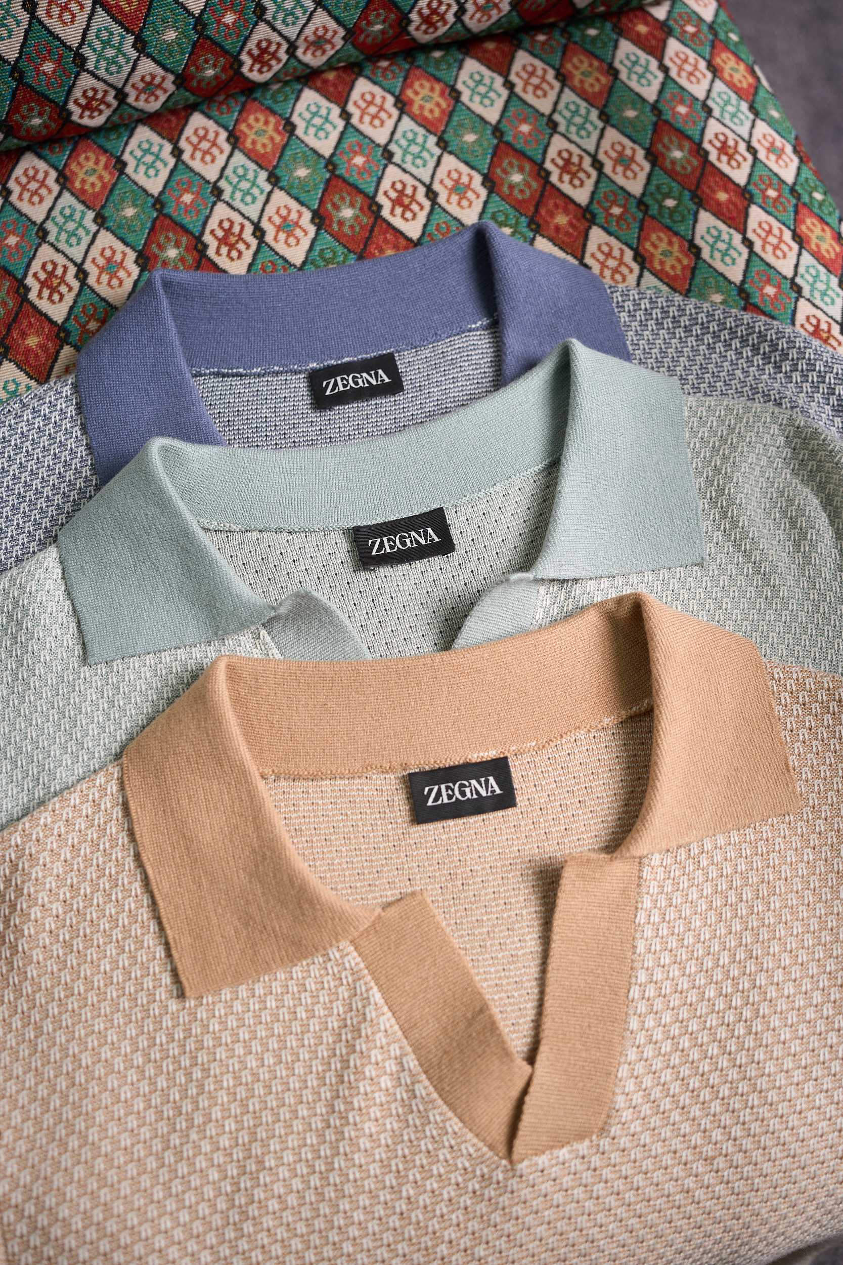 【奢品缔造！进口含15%羊绒85%桑蚕丝纱线提花镂空针织花纹经典海鸥领设计翻领针织短袖POLO衫】奢品级