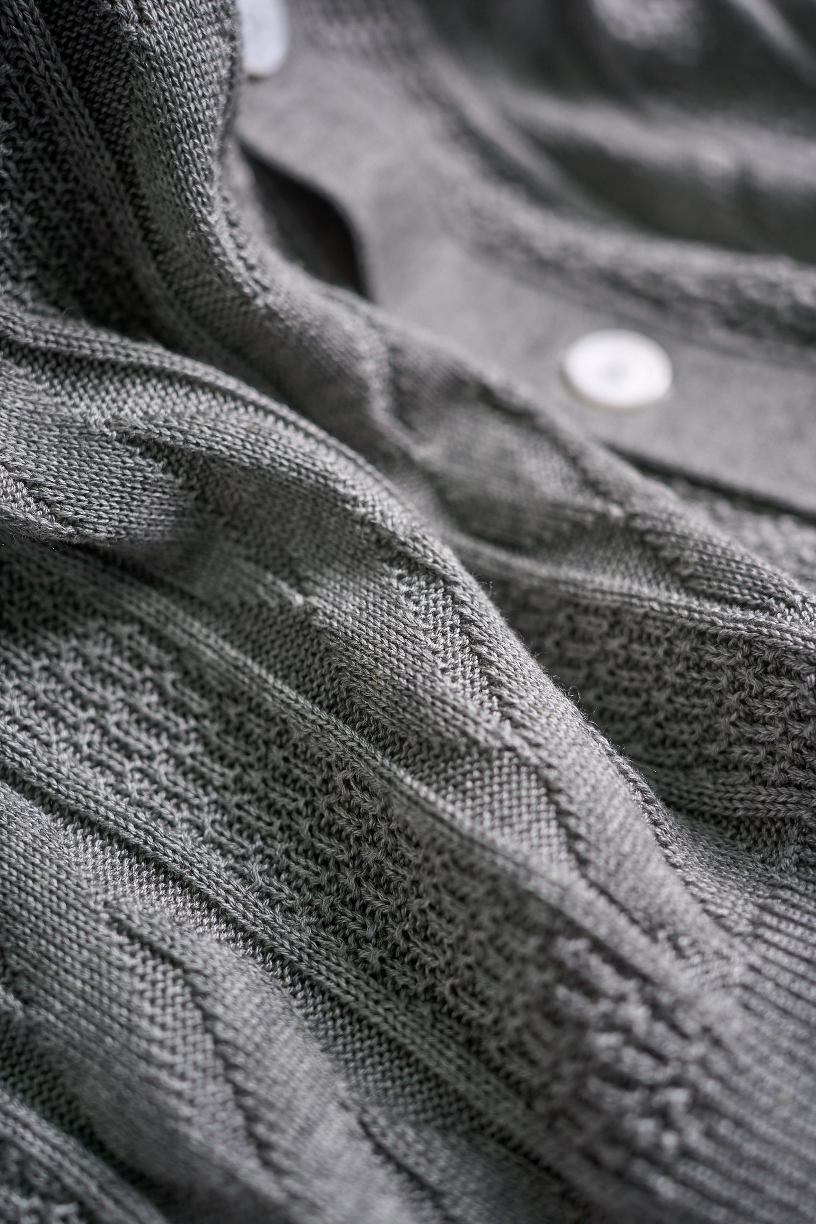 【RaLoro Pianah Lauren紫标 绞花提花针织PoLo衫】来自RaLoro Pianah 