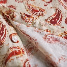 【佩斯利花卉,涡旋中的「生命之花」亚麻男士衬衫】 图腾为佩斯利花纹(Paisley Pattern),其核心元素并非单 【佩斯利花卉,涡旋中的「生命之花」亚麻男士衬衫】 图腾为佩斯利花纹(Paisley Pattern),其核心元素并非单