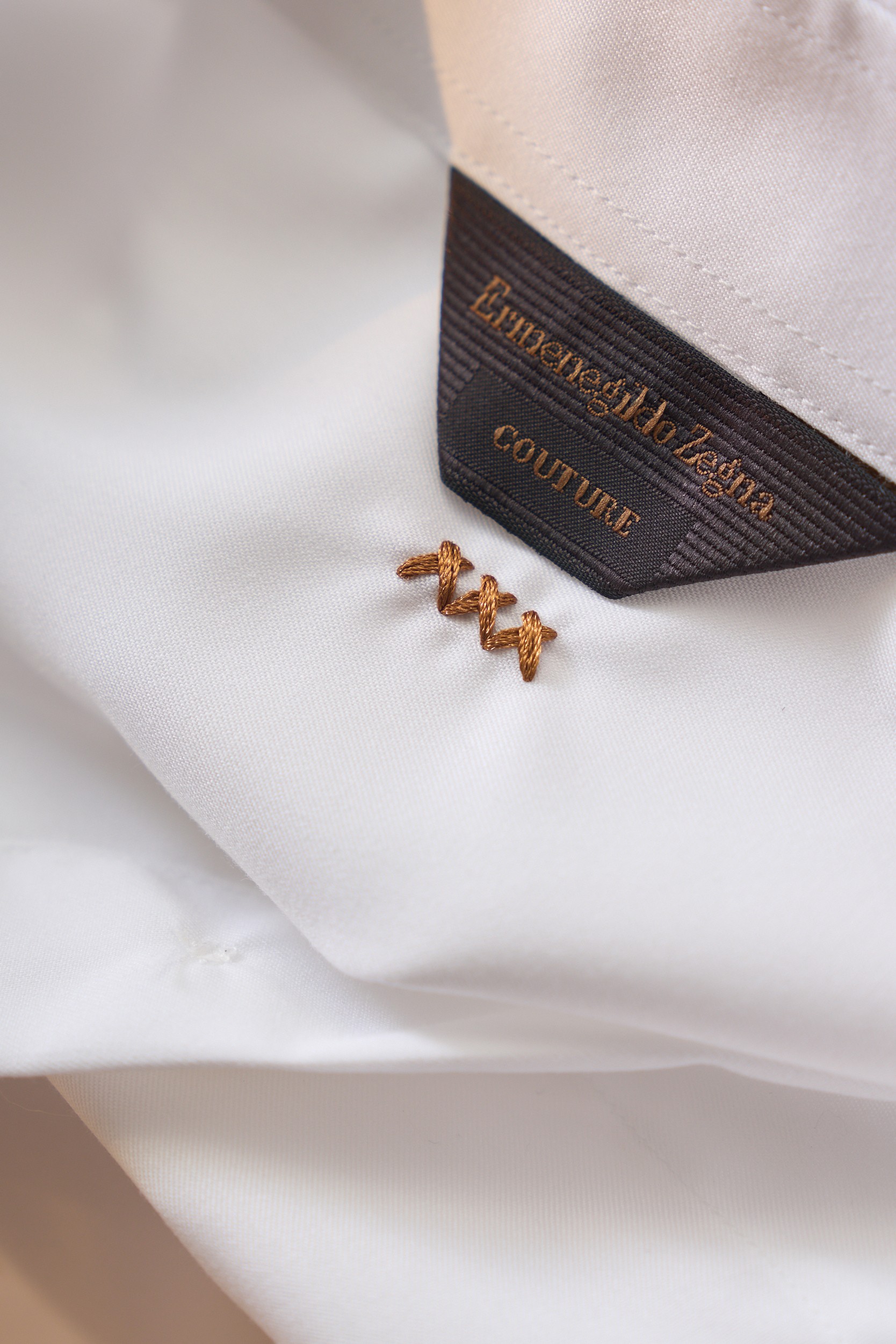 【】ZEGNAXXX Couture系列100%棉袖扣款式商务衬衫 顶线Couture高级定制线的标志性商务作品，属于品