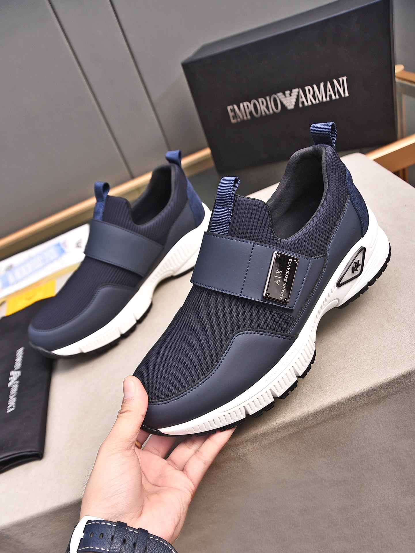 PP240 [Armani] tranquila connotación de confucianismo y elegancia para hacer frente a todo tipo de o