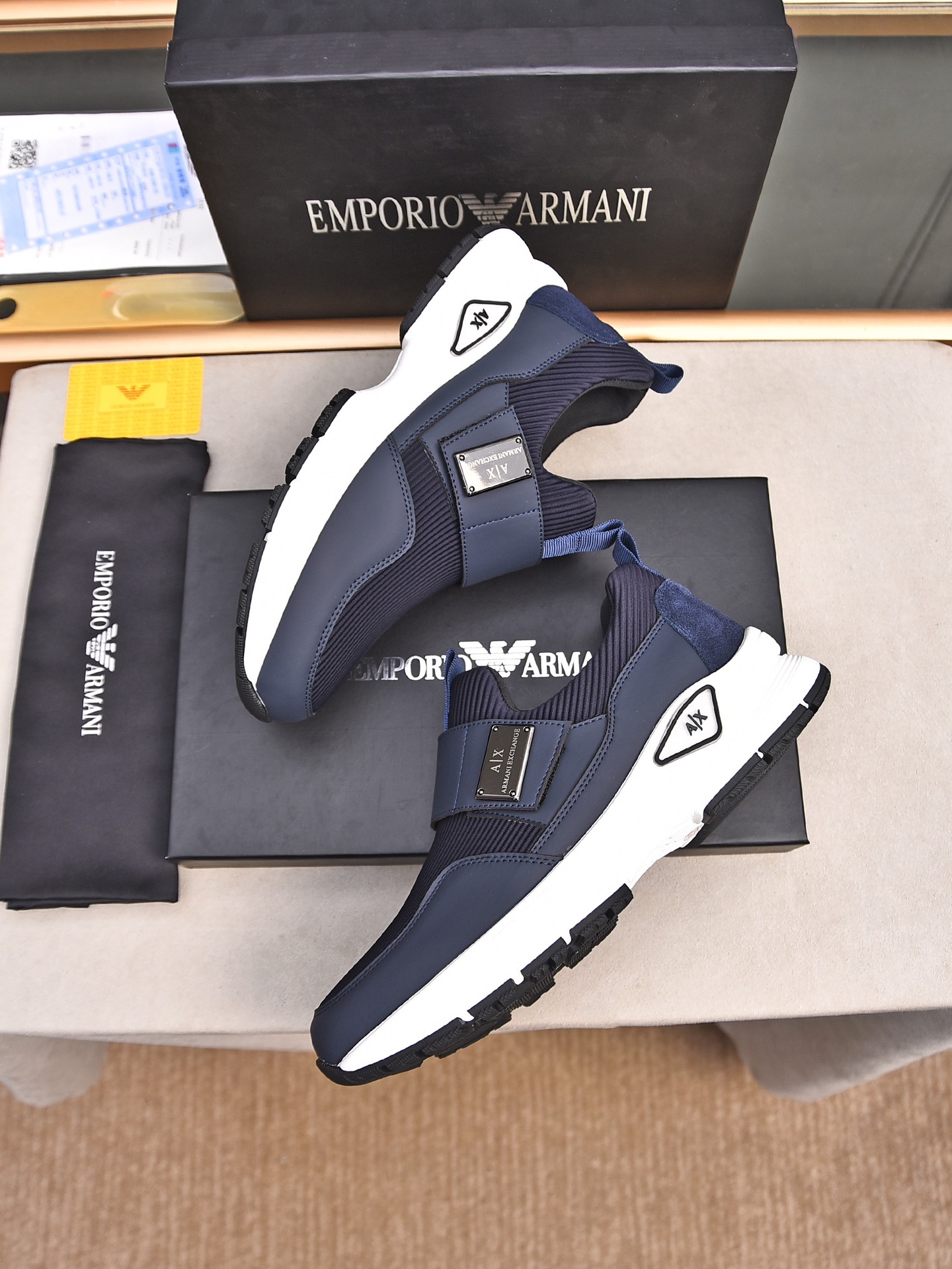 PP240 [Armani] tranquila connotación de confucianismo y elegancia para hacer frente a todo tipo de o