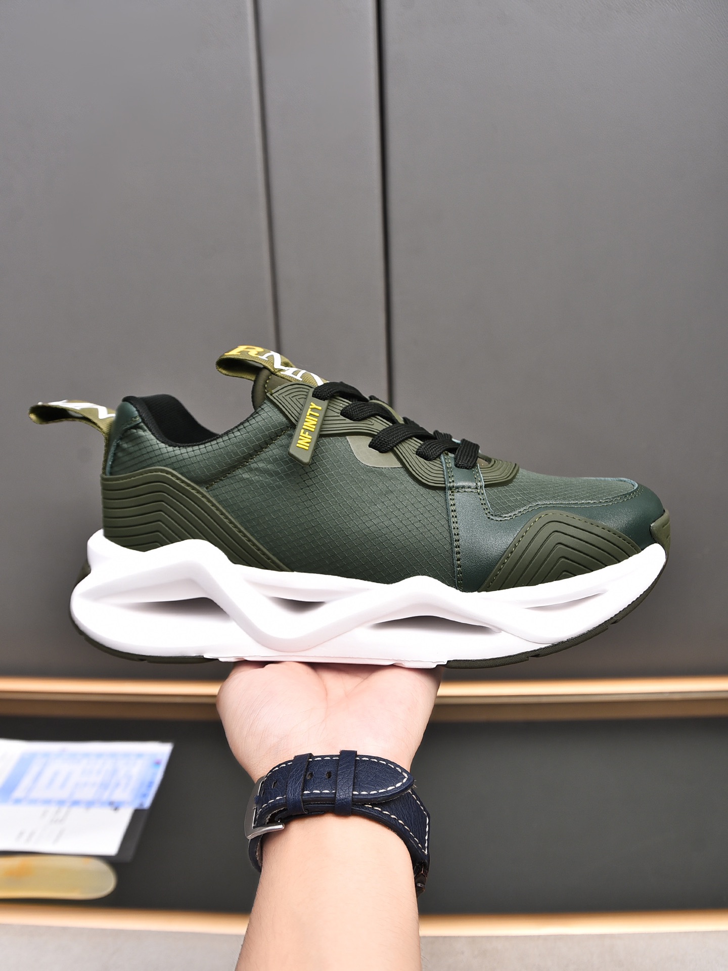 NO:275408,P Latest Armani men's casual sneakers, top layer cowhide, pure cotton breathable mesh, soft and comfortable on the feet, TPU big soles feel light!  Size38-44 (45 46 customized), Armani,sneakers,cowhide19860909P 最新阿玛尼男士休闲运动鞋,头层牛皮接拼,纯棉透气网里不闷脚 上脚柔软舒适 TPU大底脚感轻便！ Size38-44(45 46定做),,armani,sneakers,cowhide,Men's shoes