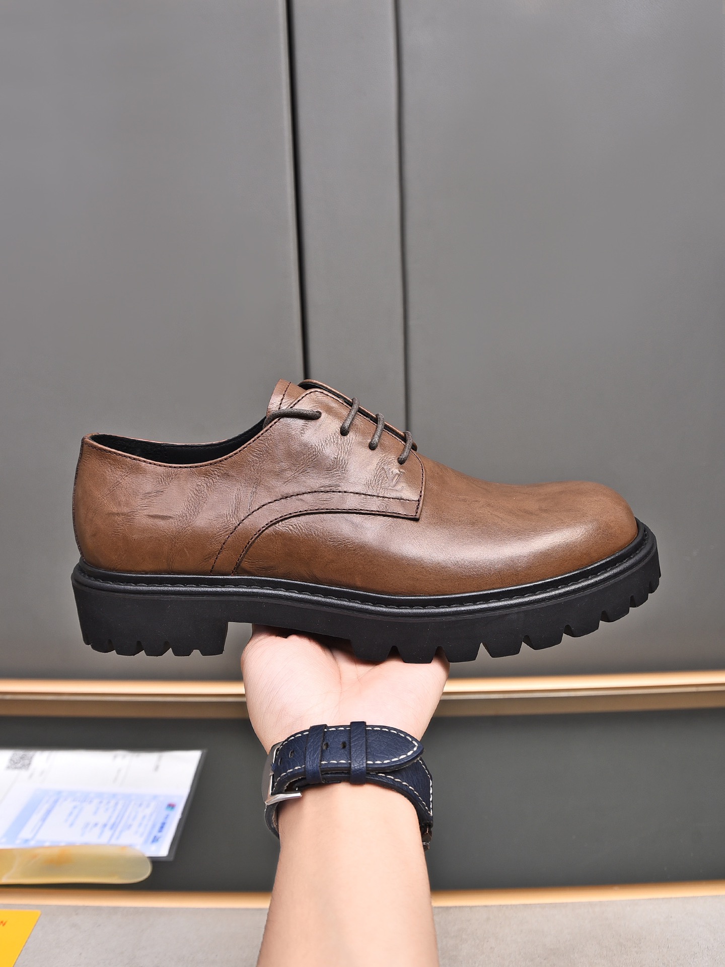 NO:270982,P ** High-end high-end quality recommendation**LV**Latest casual leather shoes Official website synchronization Top version on the market Pure handmade. Fabric imported calfskin with water dyed beef 39, 40, 41, 42, 43, 44 (38 45 customized),, louis vuitton, cowhide19860909P **高端精品推荐**LV**最新休闲皮鞋 官网同步 市场上顶级版本 纯手工制作.面料进口小牛皮配水染牛里39、40、41、42、43、44（38 45定做）,,louis vuitton,cowhide,Men's shoes