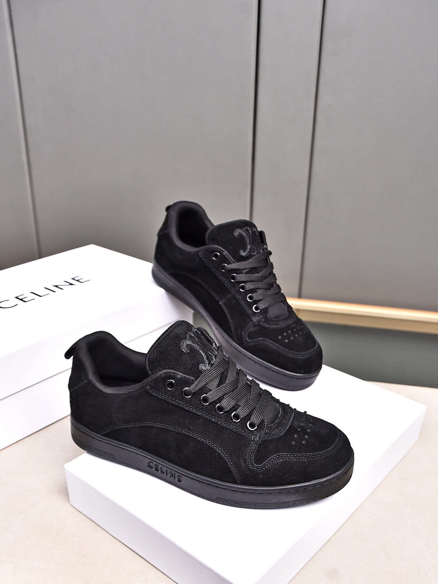 CELINE 2025 Early Spring Black Suede Leather Low-Top Sneakers 5 i1733069844 815 0