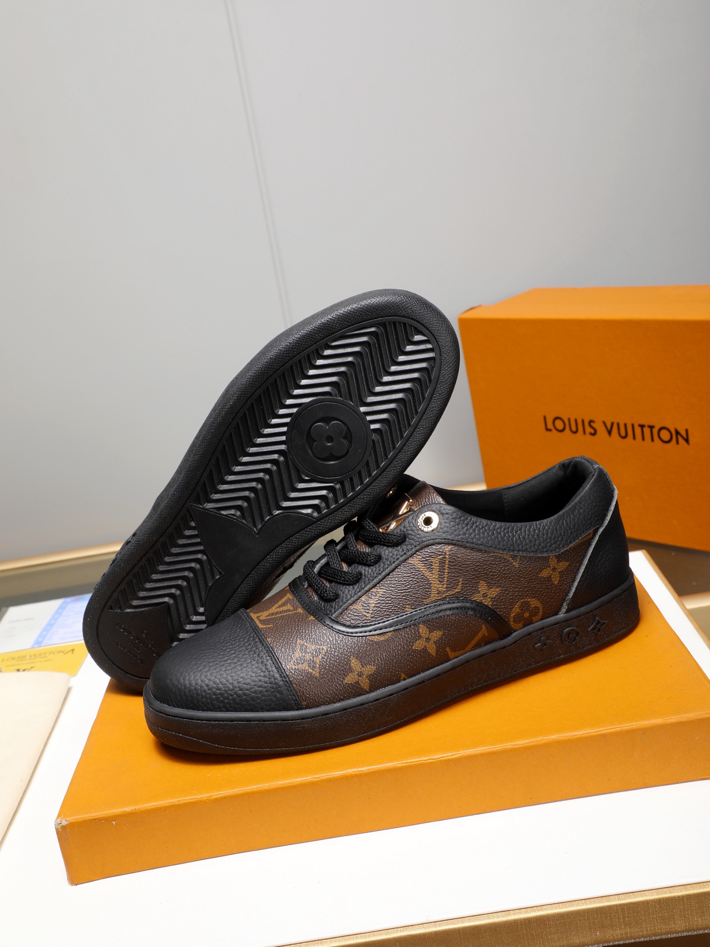 Louis Vuitton Brown Monogram Leather Casual Shoes Sneakers Size 38-44 4 i1741683453053 6129 0 2