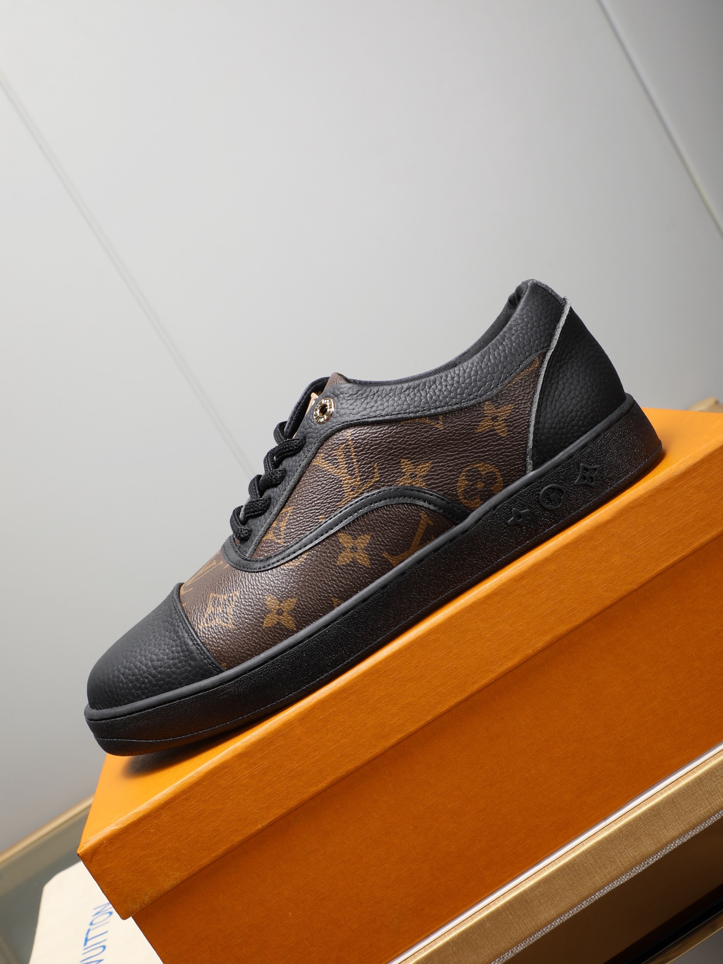 Louis Vuitton Brown Monogram Leather Casual Shoes Sneakers Size 38-44 6 i1741683453148 6328 0 4