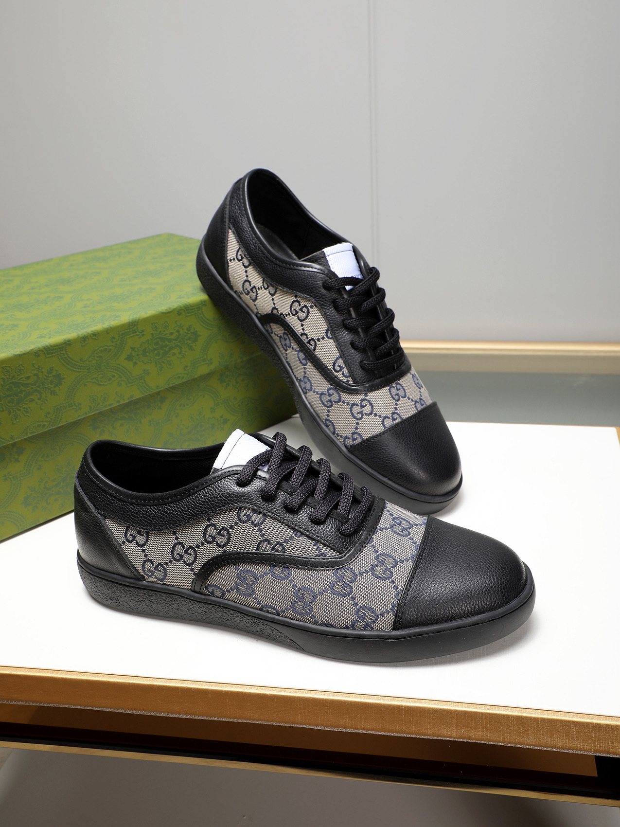 Gucci Men's Leather and Canvas Lace-Up Sneakers - Classic Design, Comfortable Fit 5 i1741683611177 7154 0 3