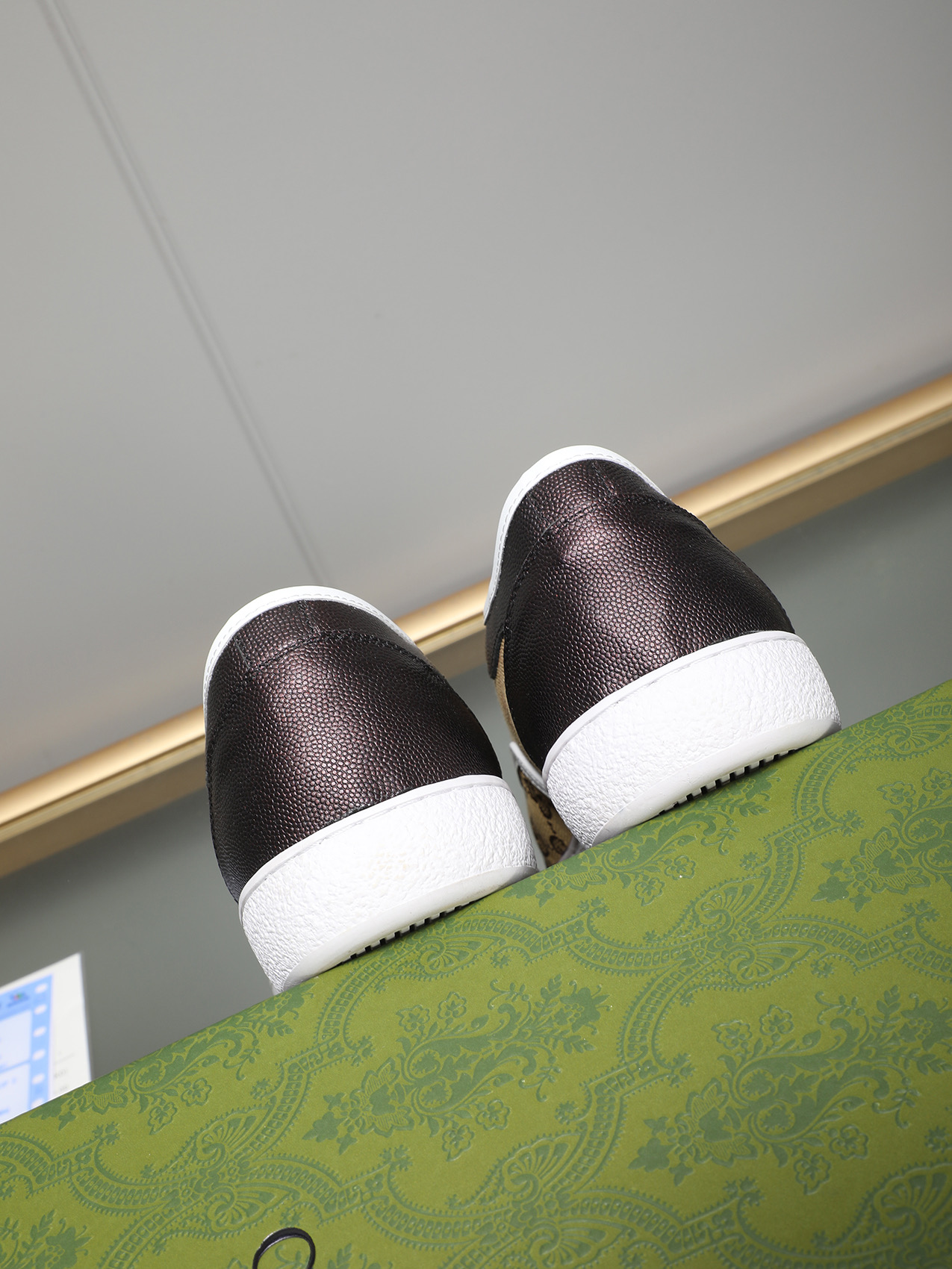 Gucci Men's Brown Leather Sneakers with GG Monogram Canvas, Sizes 38-44 6 i1741683667010 7960 0 4