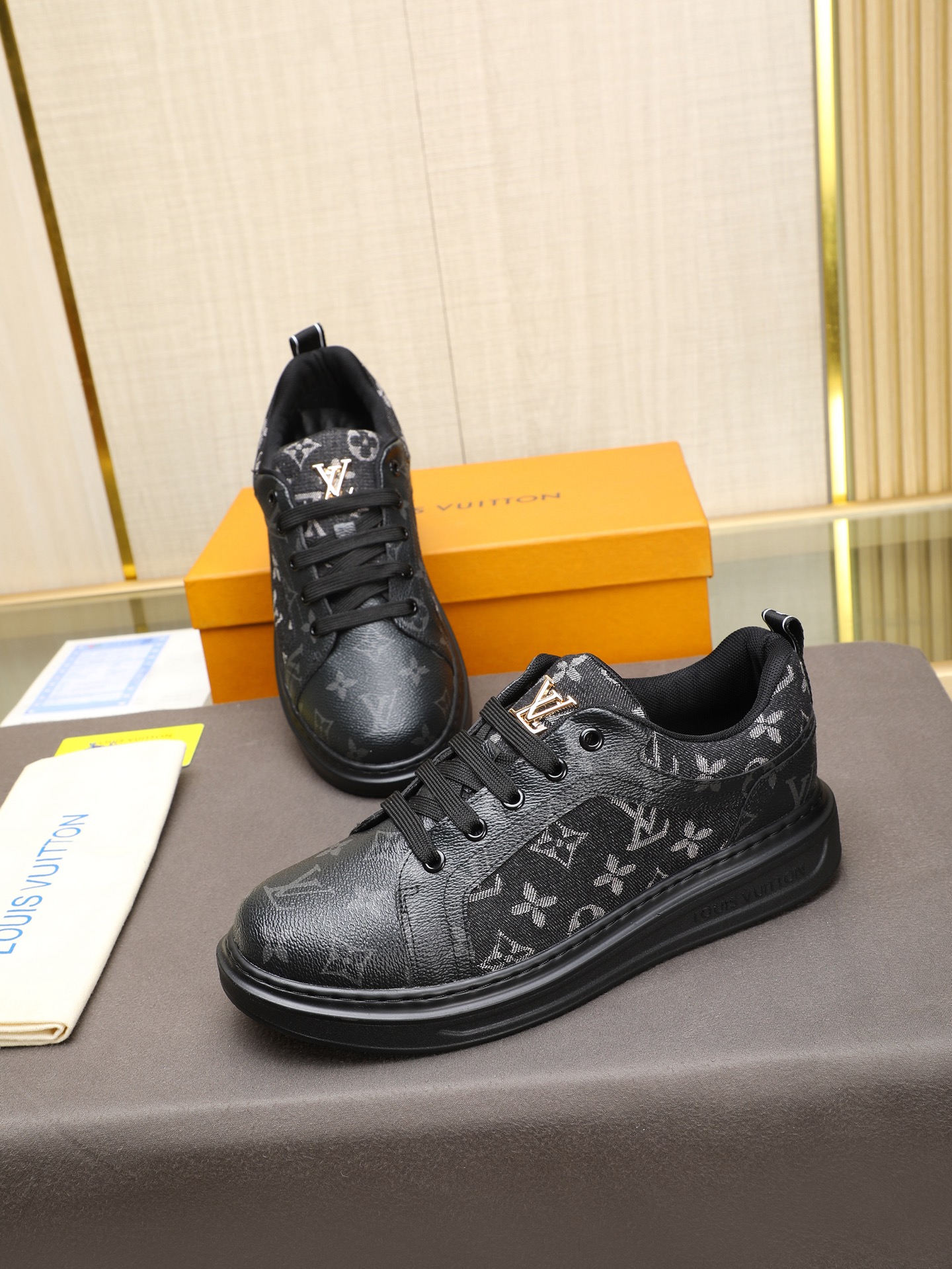 Louis Vuitton Men's Embossed Leather Sneakers - Stylish & Comfortable 6 i1741684586746 7672 0 4