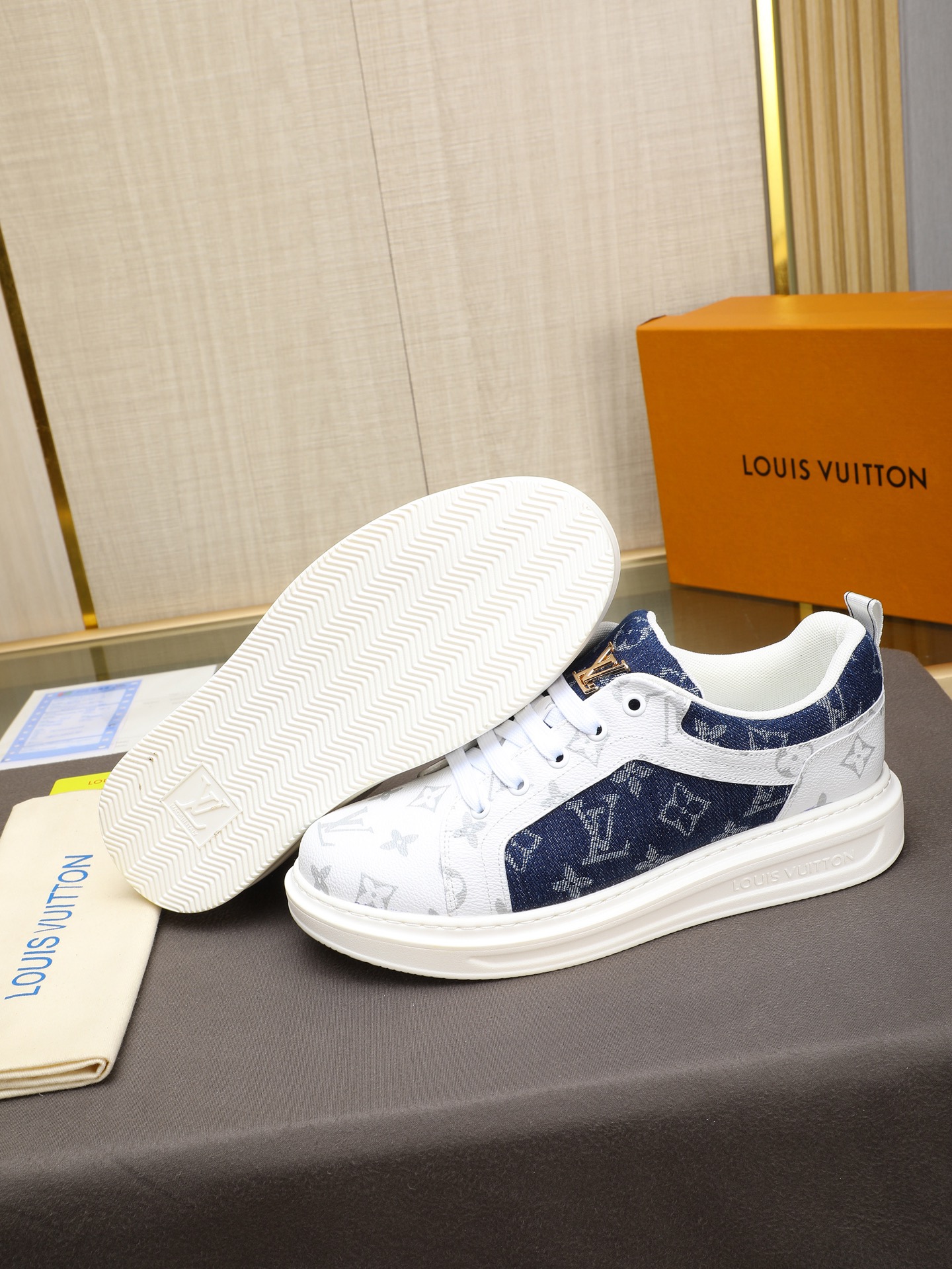 Louis Vuitton Men's Leather Monogram Sneakers - Stylish & Comfortable 4 i1741684622402 7016 0 2