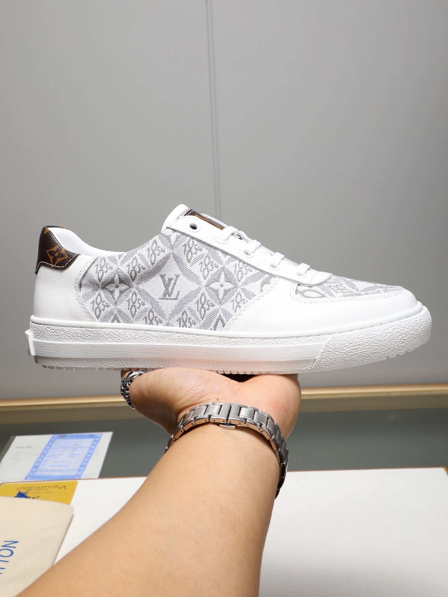 NO:273446,The main model LOUIS VUITTON [Luden Yiwei]————————————————————————————————————————————————————————————————————————————————————————————————————————————————————————————————————————————————————————————————————————————————————————————————————————————————————————————————————————————————————————————————————————————————————————————————————————————————————————————————————————————————————————————————————————————————————————————————————————————————————————————————————————————————————————————————————————————————————————————————————————————19860909主推款 LOUIS VUITTON【路登易威】———LV鞋面进口头层牛皮拼LV经典布料内里进口皮里 防滑耐磨大底.每一位男士的身份衬托,上脚大气稳重不管风吹雨打鞋楦不变,经得起时间的验证.———码数38—44（45可定做）,,louis vuitton,louis vuitton,cowhide,Men's shoes