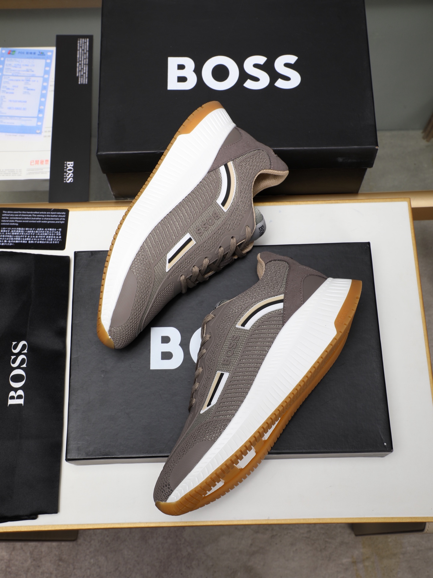 BOSS Men's Lightweight Mesh Running Shoes Breathable Sneakers, Comfort & Style 9 i1741853362314 5611 0 7