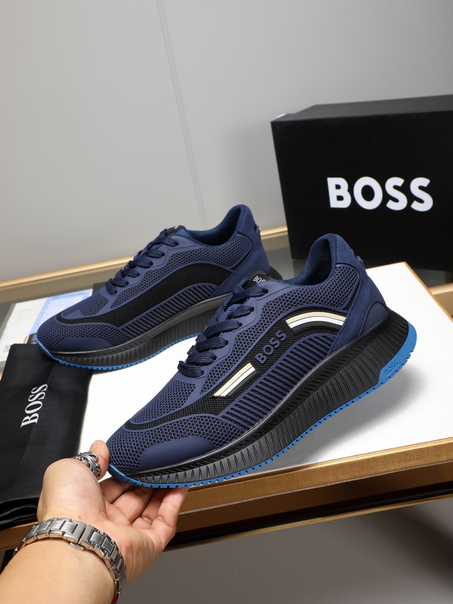 BOSS Men's Stylish Lightweight Mesh Running Shoes - Comfortable and Trendy 3 i1741853419103 321 0 1