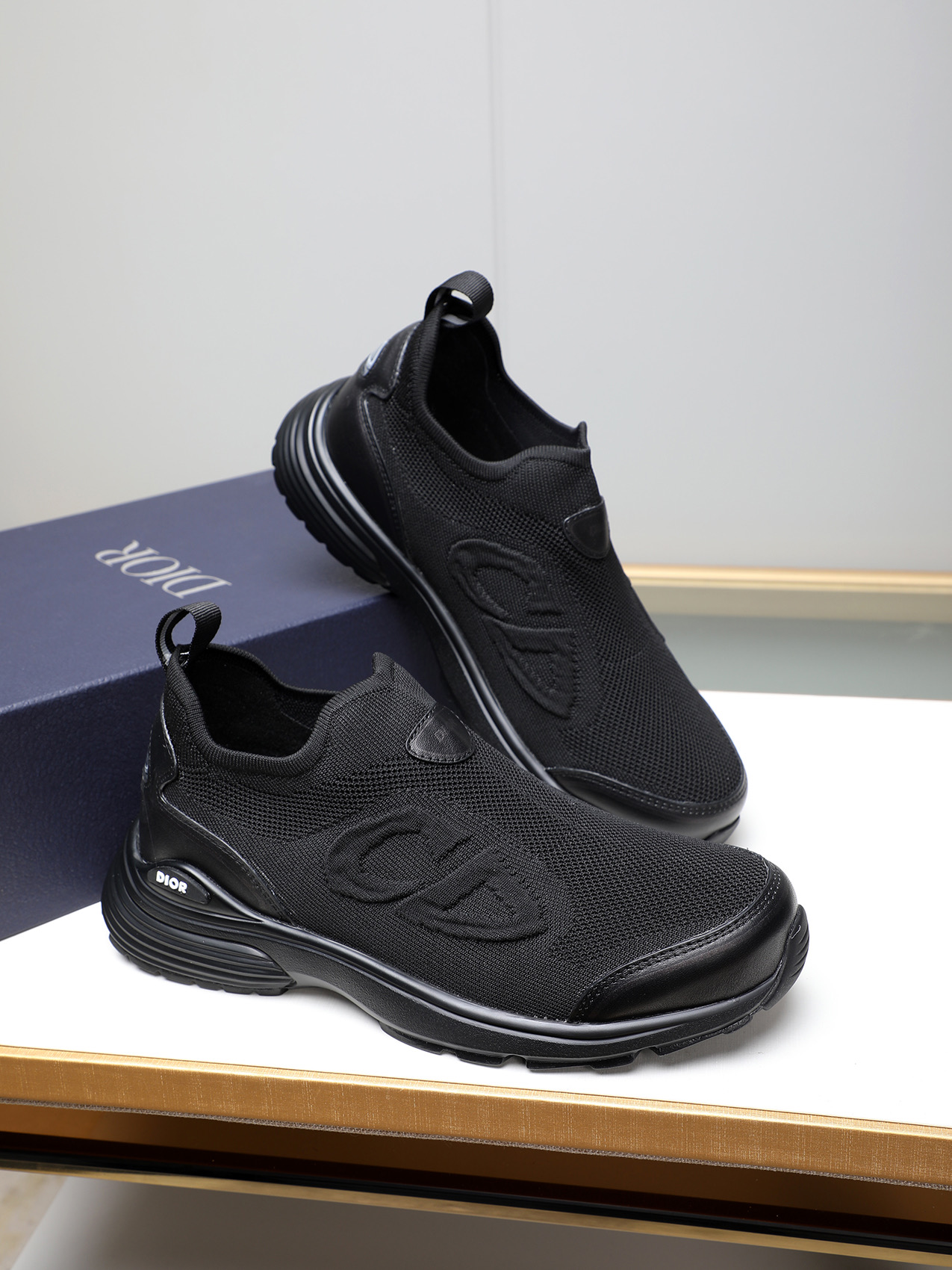 Dior Chrono Sneaker: Sporty, Casual, Lightweight, and Comfortable - Black 5 i1741855952336 6458 0 3