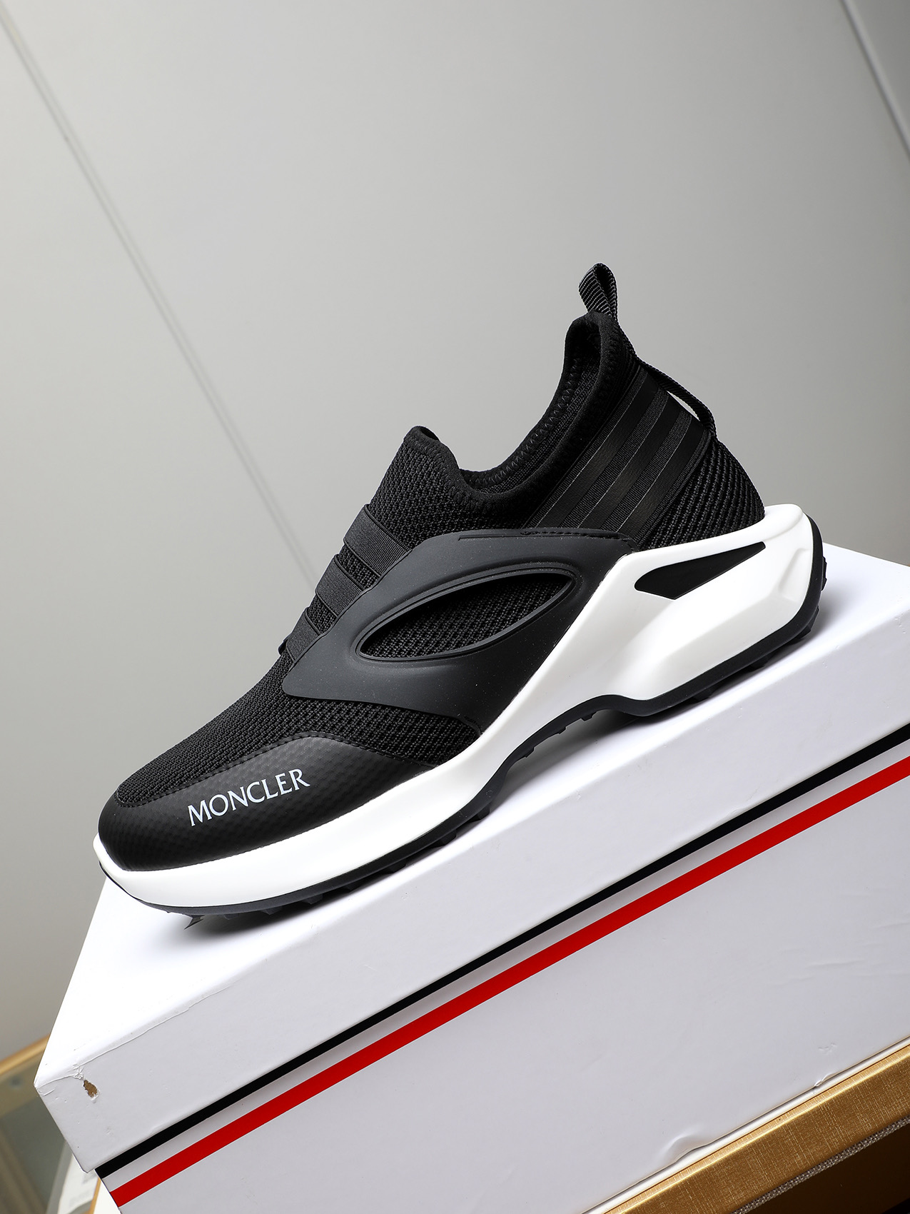 Moncler Men's Outdoor Slip-On Sneakers - Comfortable and Fashionable 7 i1741856503333 4869 0 5