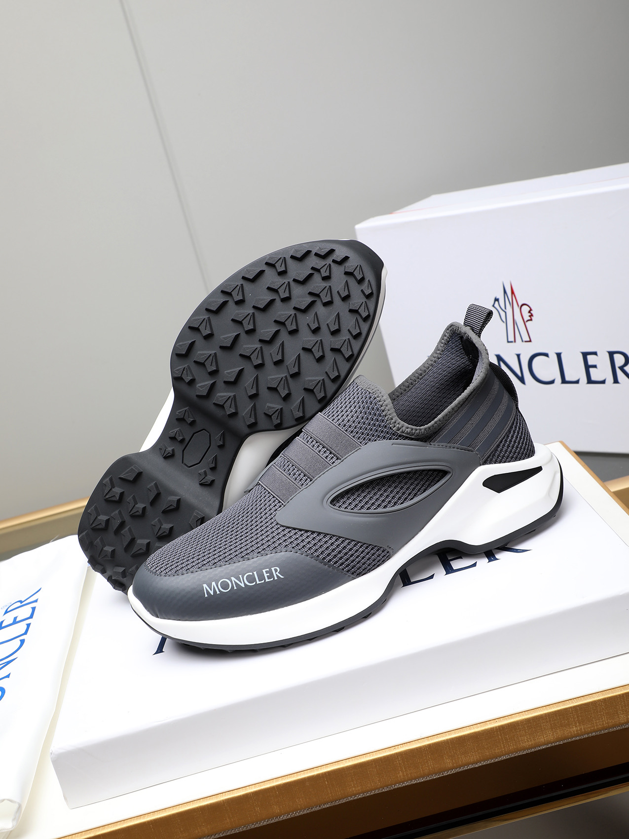 Moncler Men's Outdoor Slip-On Sneakers - Comfortable & Anti-Slip 4 i1741856528700 8057 0 2