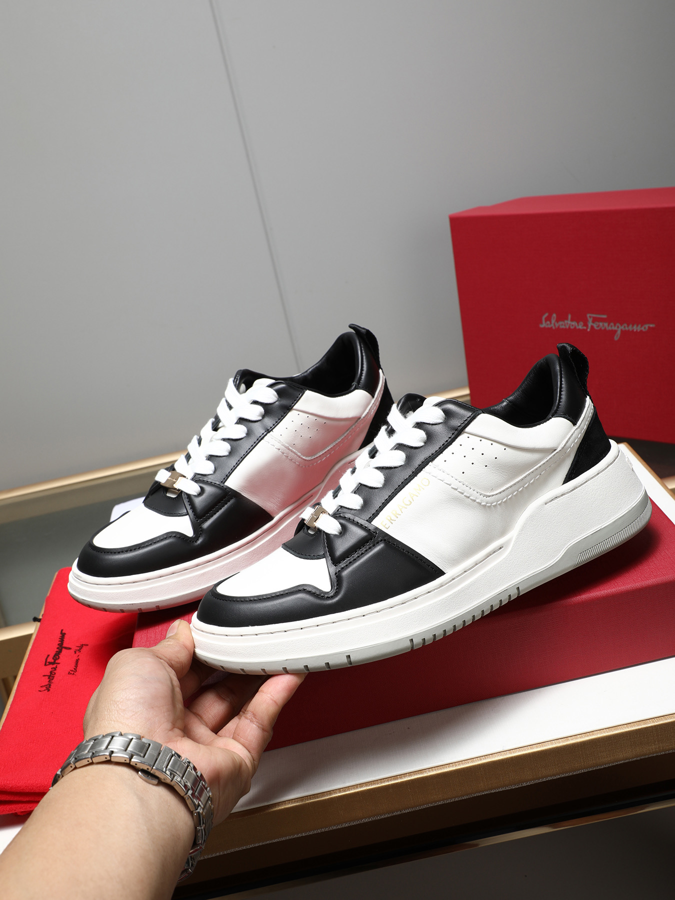 Ferragamo Men's Leather Low-Top Casual Sneakers, Thick Sole, Modern Style 3 i1742632466692 6433 0 1