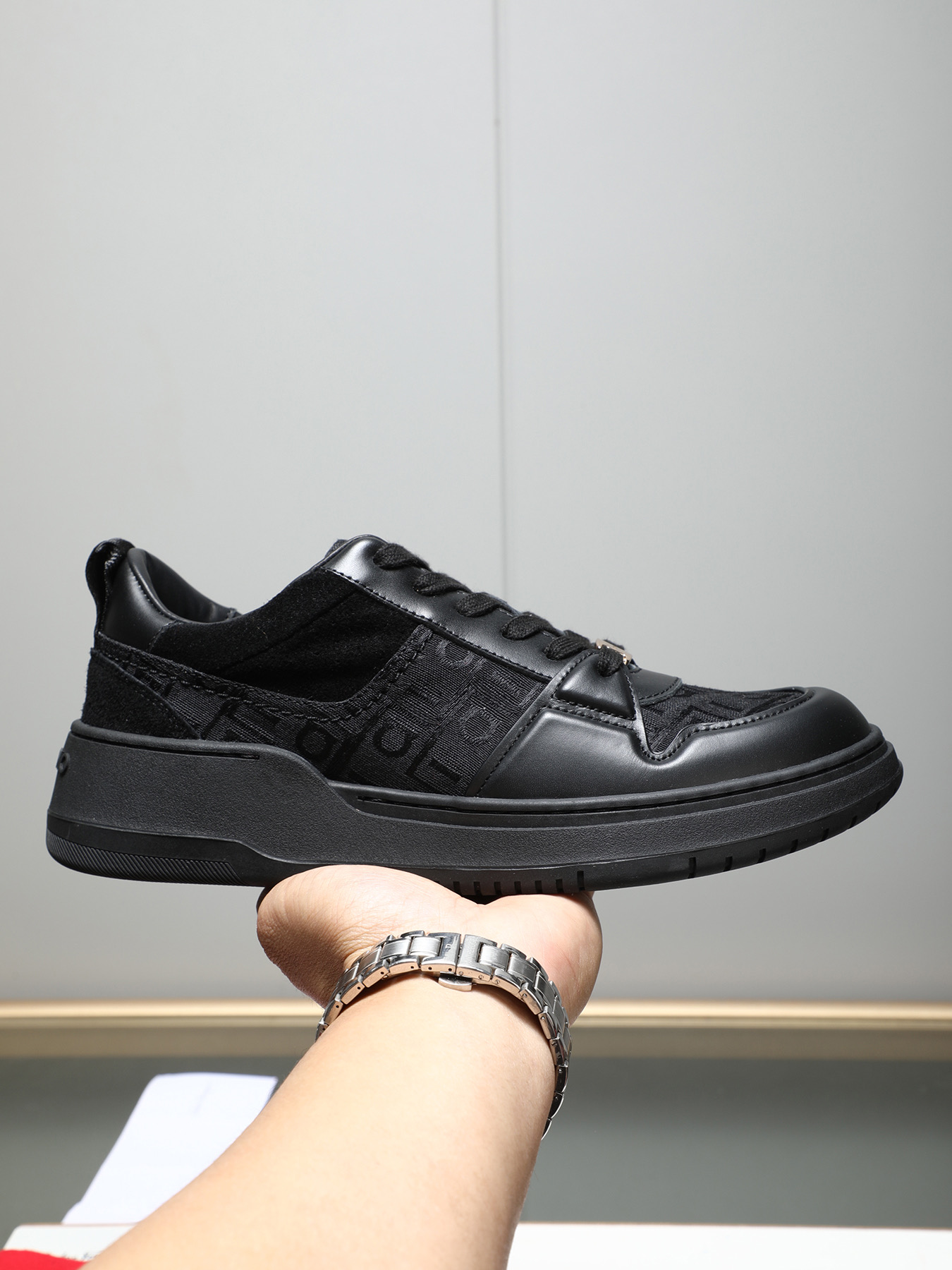 Ferragamo Men's Black Leather Low-Top Sneakers with FF Logo - Size 39-44