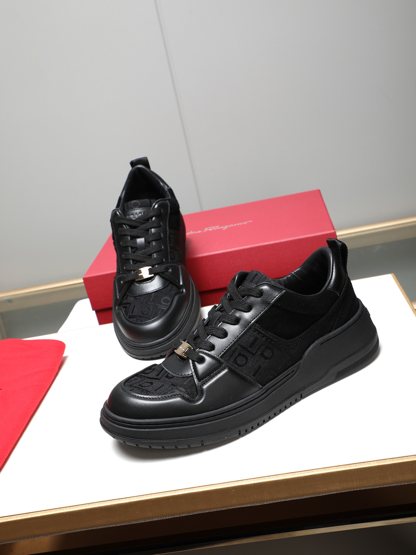 Ferragamo Men's Black Leather Low-Top Sneakers with FF Logo - Size 39-44 8 i1742632678593 3667 0 6