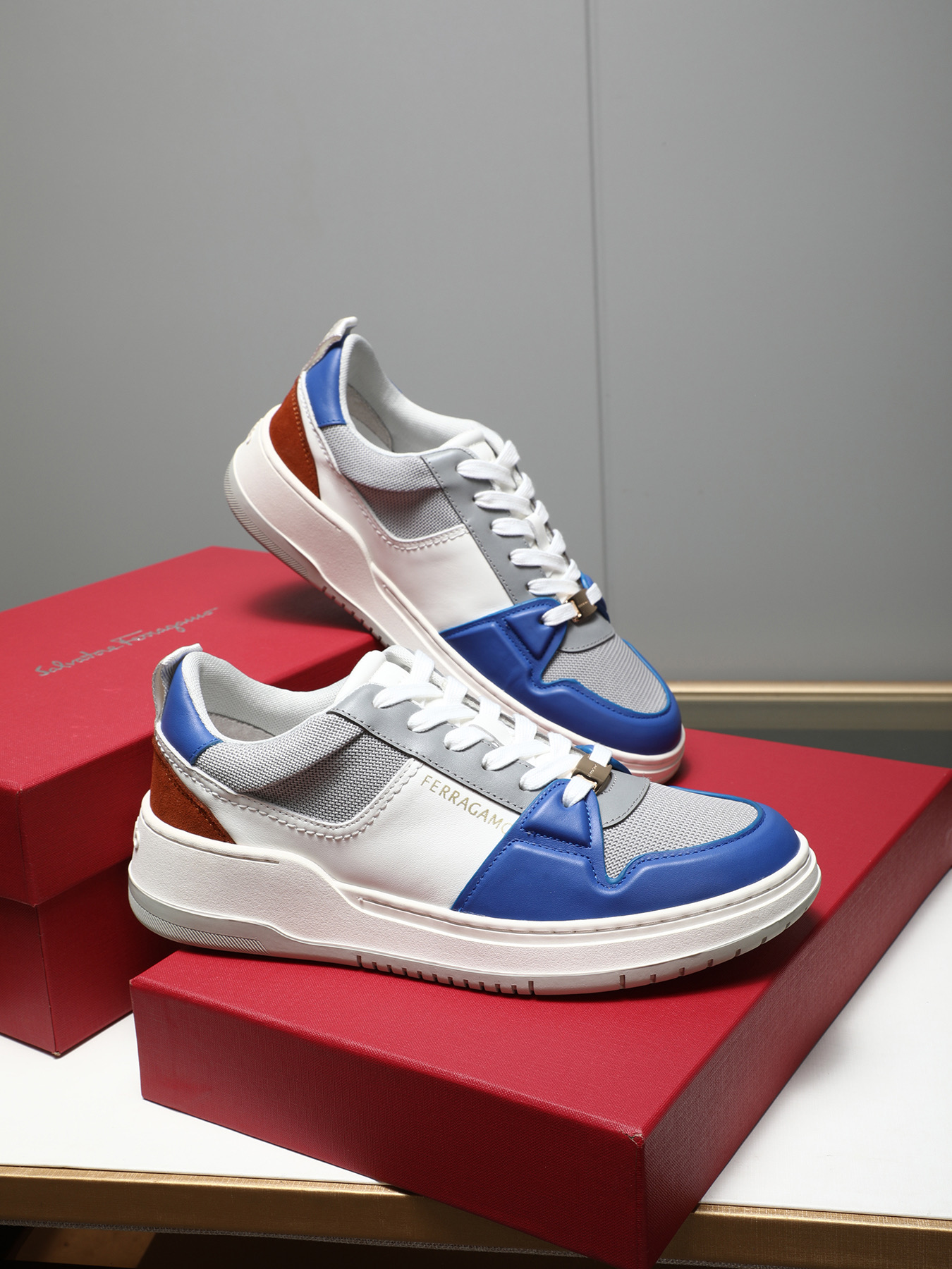 Ferragamo Men's Low-Top Leather Sneakers - Modern Urban Style & Comfort 5 i1742632705756 5454 0 3