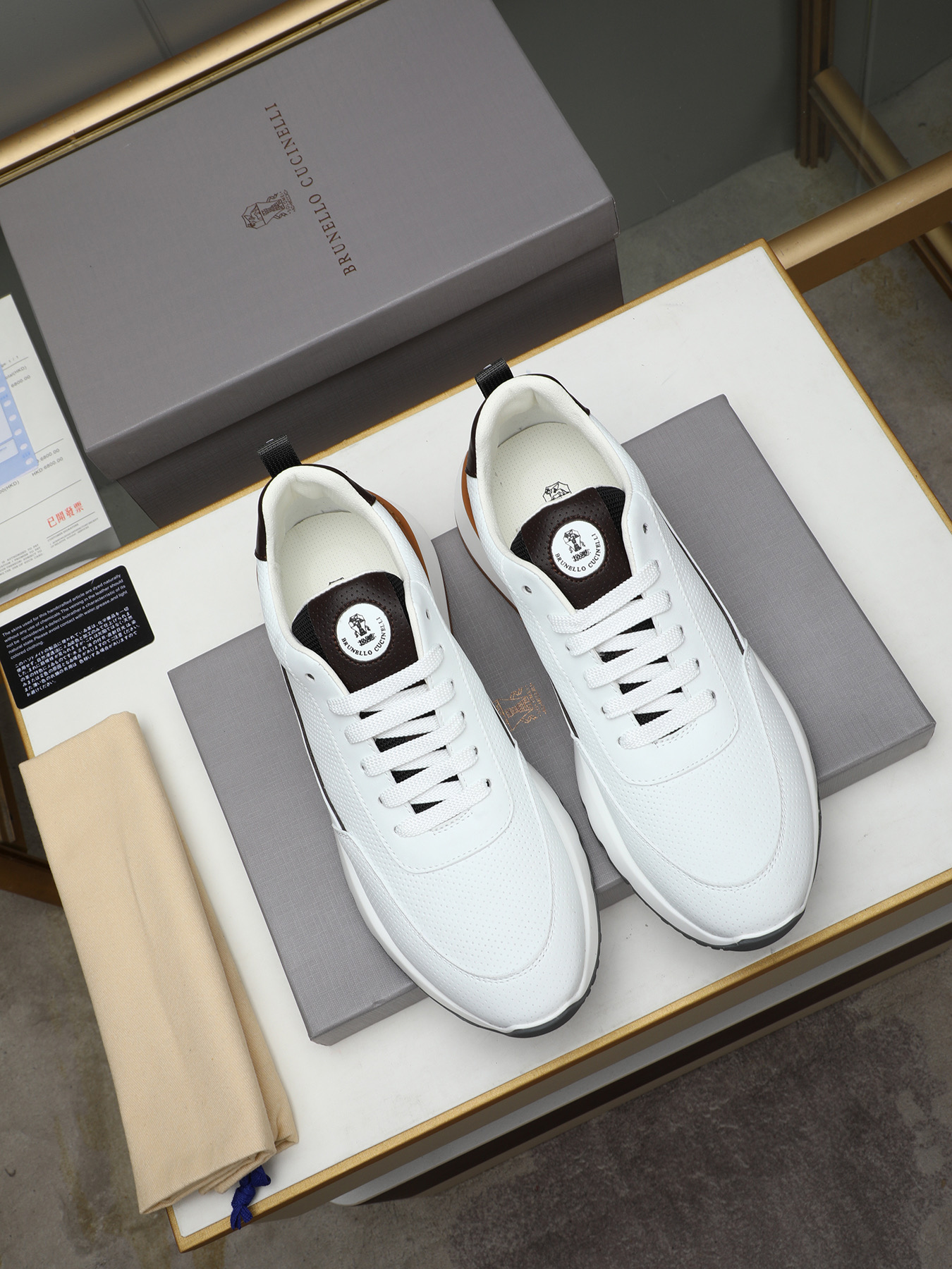 Brunello Cucinelli Men's Leather Sneakers - Italian Design, Comfortable & Breathable 31 i1743236907550 1305 0 7