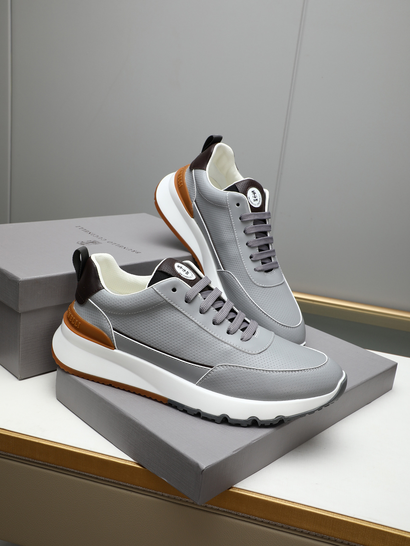 Brunello Cucinelli Men's Leather Sneakers - Italian Luxury & Comfort 27 i1743236936656 3892 0 3