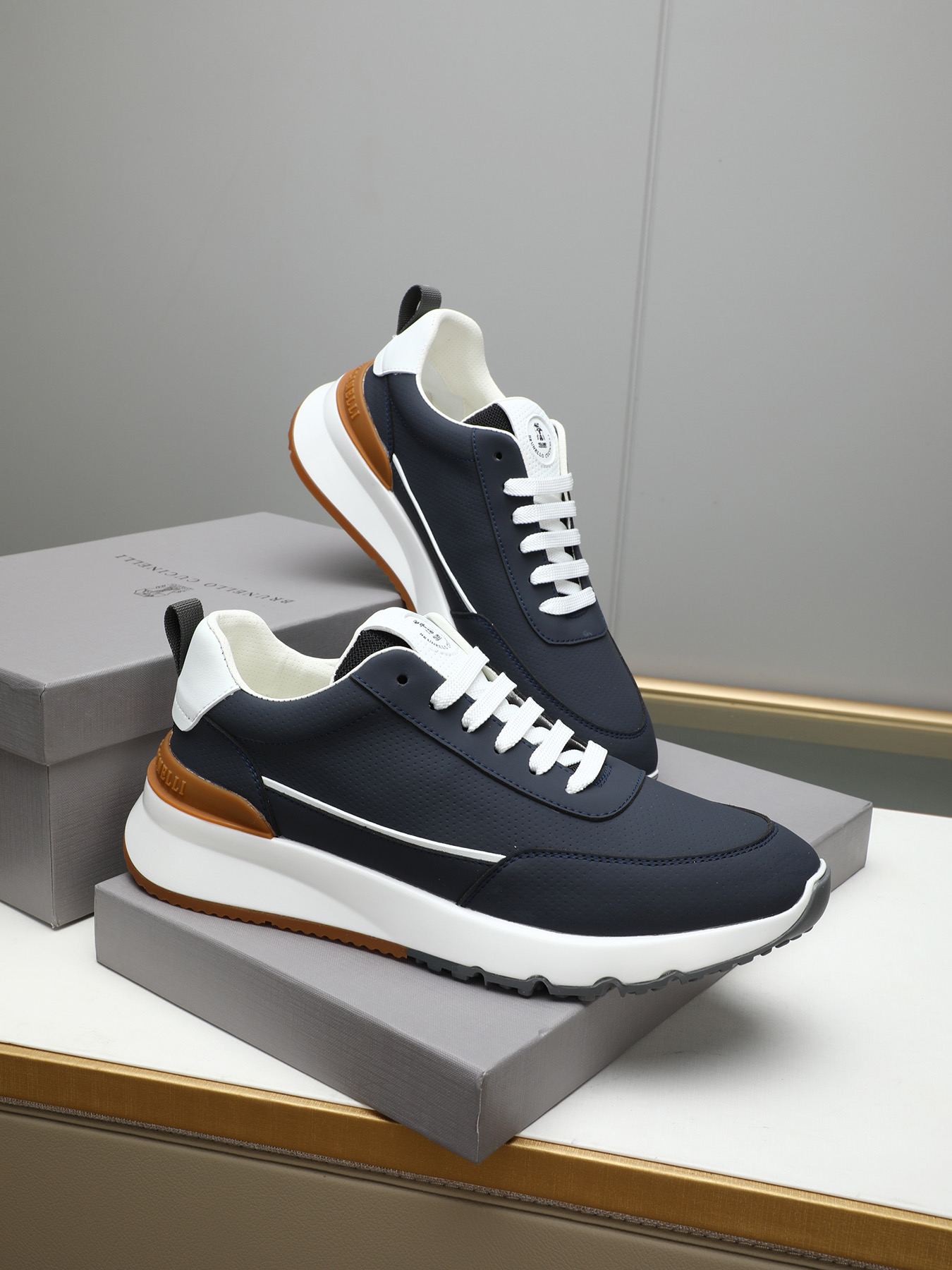 Brunello Cucinelli Men's Leather Sneakers - Comfortable, Breathable 5 i1743236949674 1506 0 3