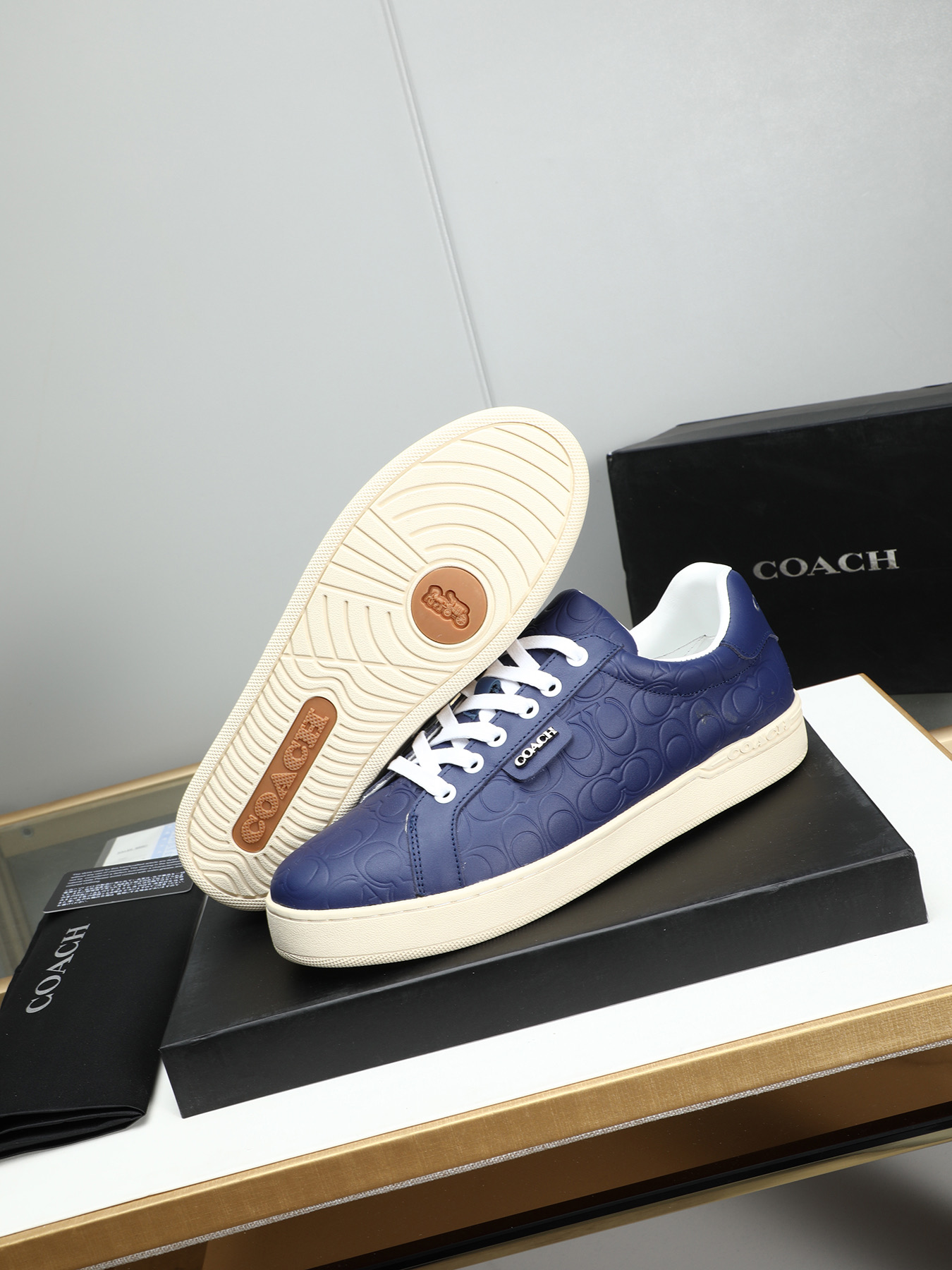 Coach Men's Low-Top Leather Sneaker, Lace-Up Fashionable All-Match Casual Shoes 4 i1743526632287 8763 0 2