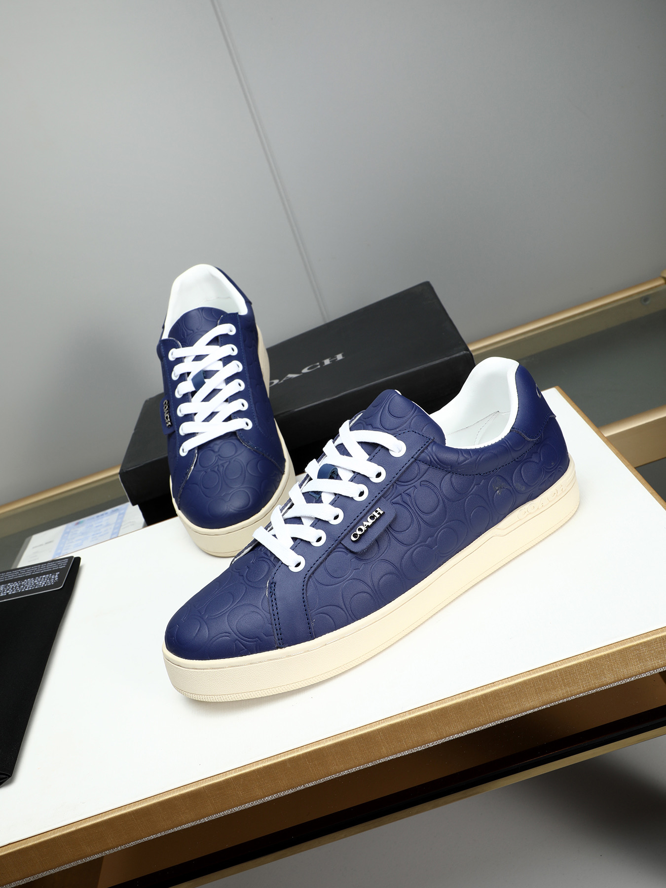 Coach Men's Low-Top Leather Sneaker, Lace-Up Fashionable All-Match Casual Shoes 8 i1743526632826 120 0 6
