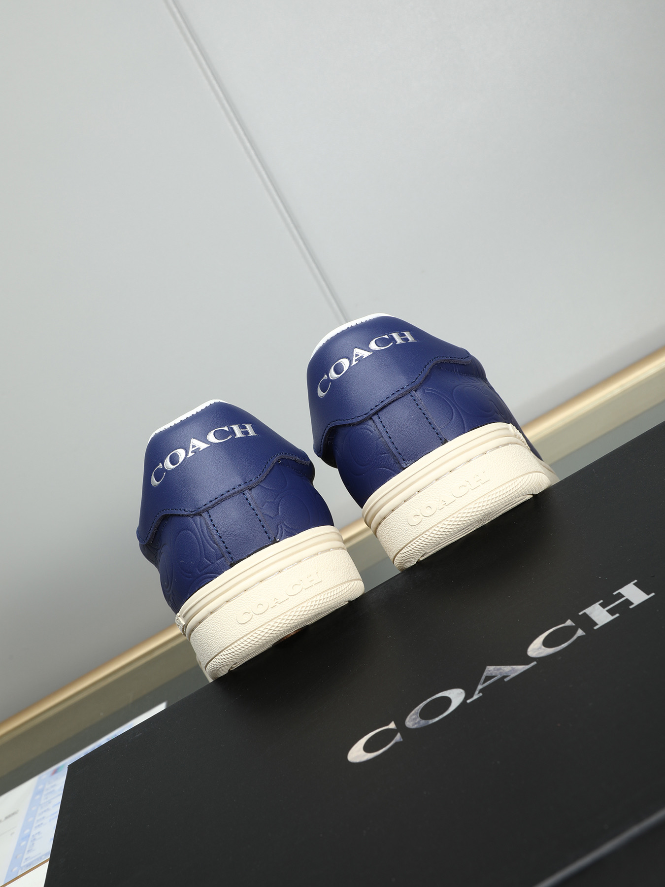 Coach Men's Low-Top Leather Sneaker, Lace-Up Fashionable All-Match Casual Shoes 6 i1743526632826 4868 0 4
