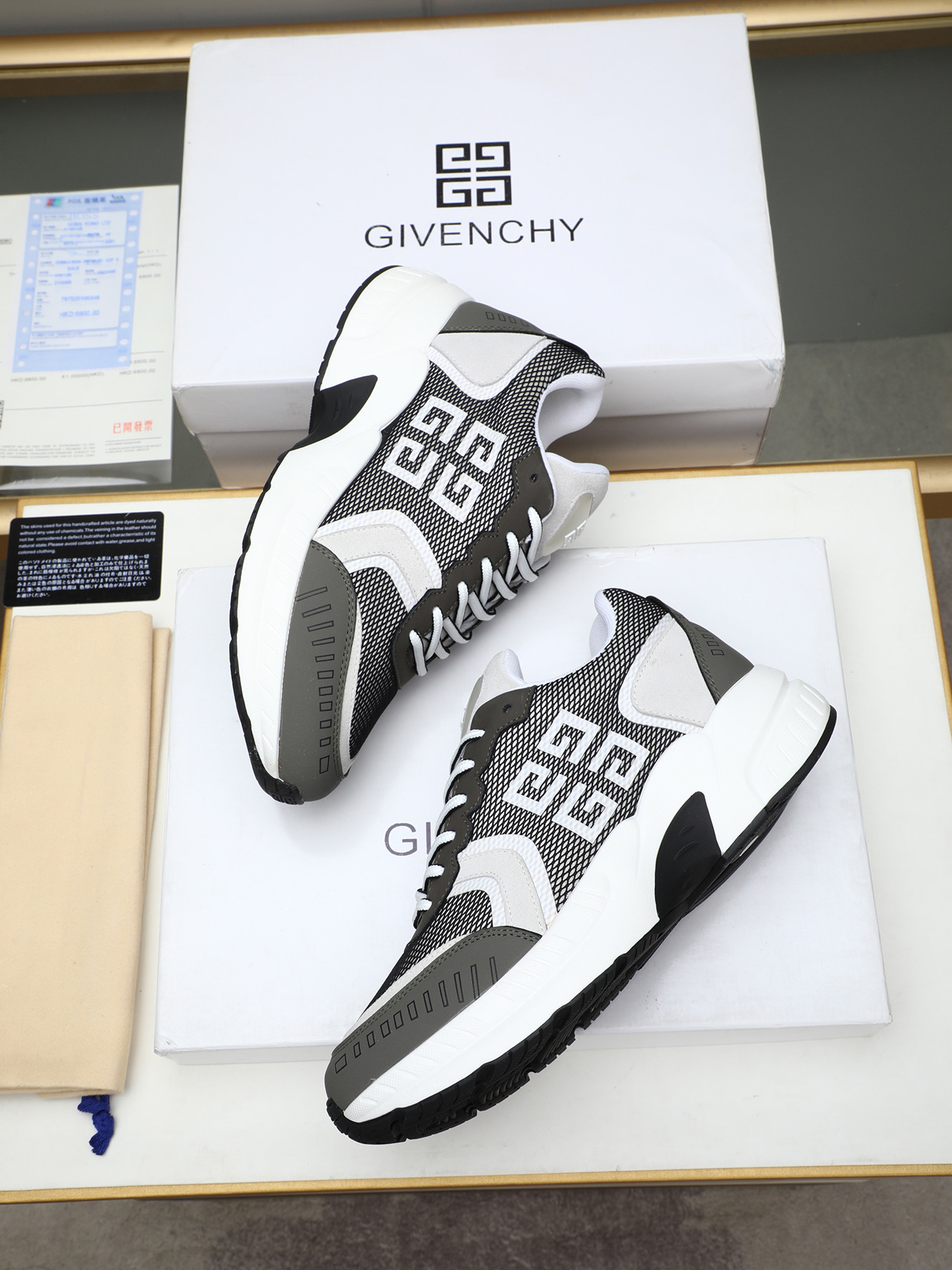 Givenchy Men's Thick Sole Casual Sneakers with 4G Logo - Stylish & Comfortable 9 i1744102776425 2199 0 7