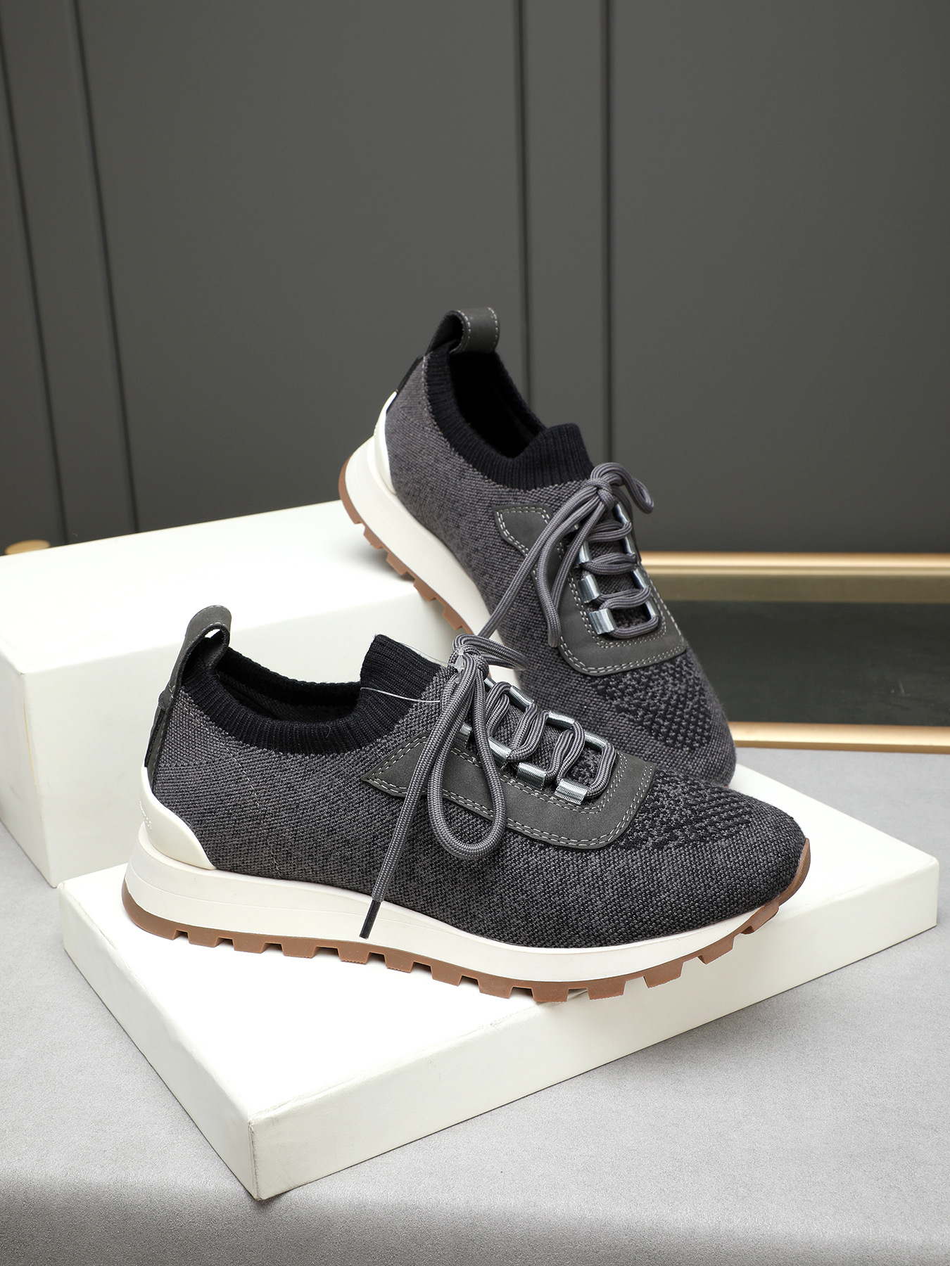 Brunello Cucinelli Men's Gray Leather and Fabric Casual Sneakers, Size 38-44 5 i1744103144492 2811 0 3