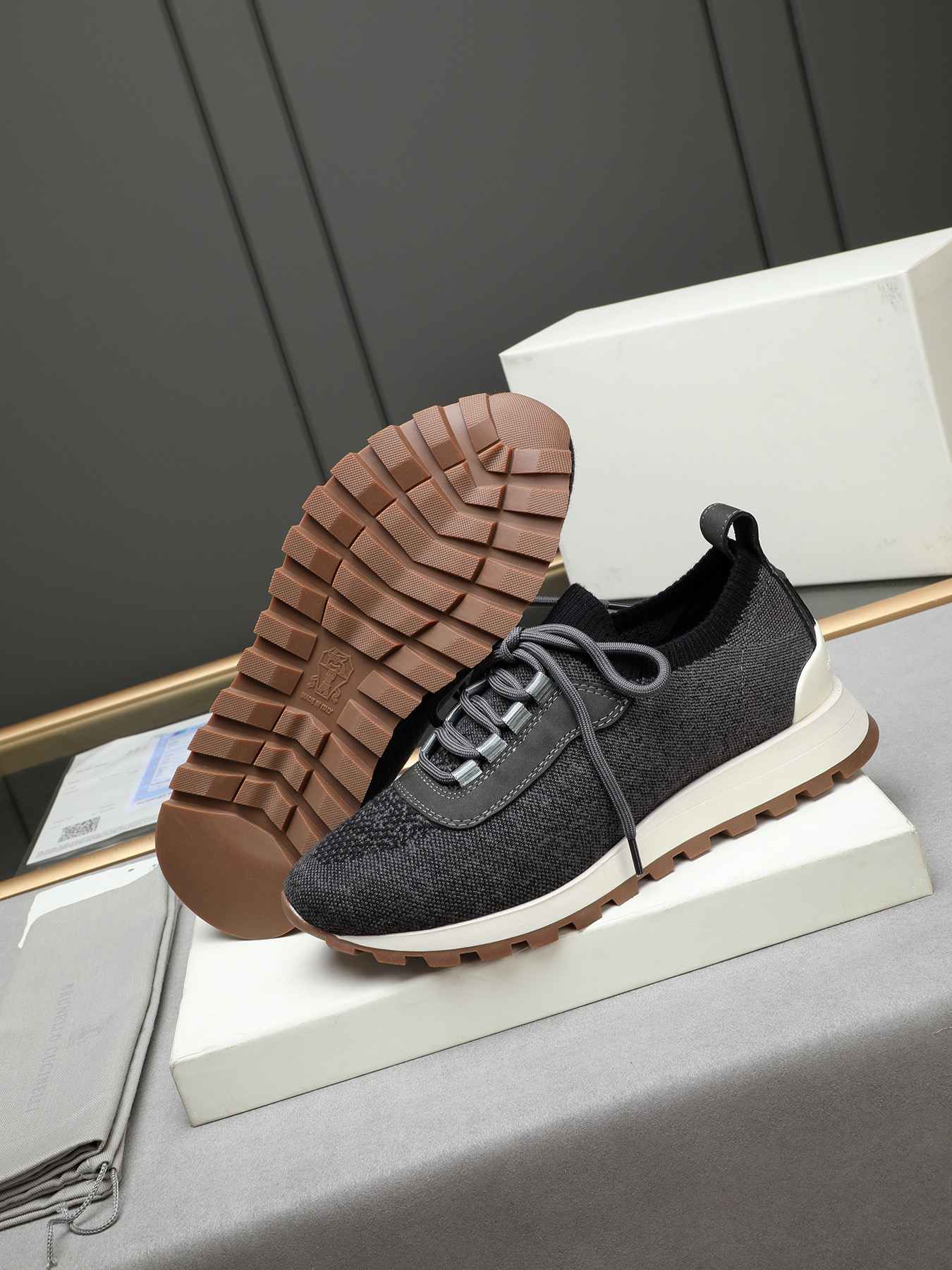 Brunello Cucinelli Men's Gray Leather and Fabric Casual Sneakers, Size 38-44 4 i1744103145230 1416 0 2