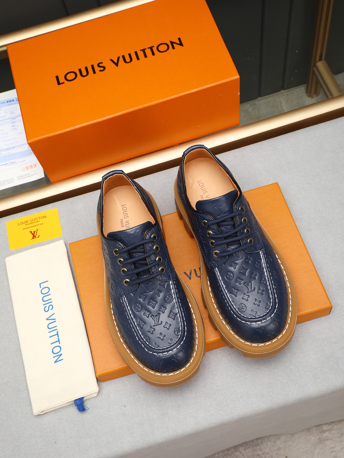 Louis Vuitton Checker Embossed Leather Oxford Shoes with Thick Sole 10 i1744445406992 2054 0 8
