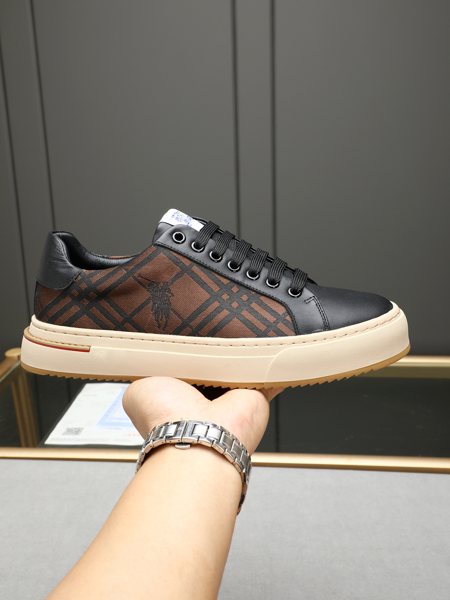 Burberry Men's Plaid Leather Sneakers Lace-Up Casual Shoes 1 Burberry Men's Plaid Leather Sneakers Lace-Up Casual Shoes