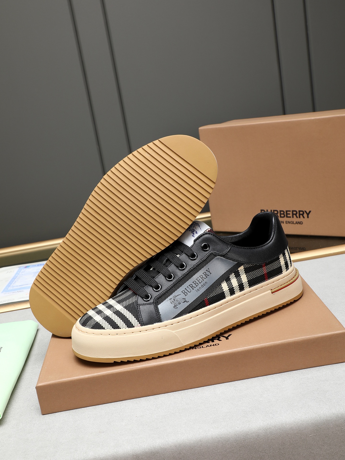 Burberry Men's Leather Sneakers with Check Pattern - Stylish and Comfortable 4 i1744624704379 1956 0 2