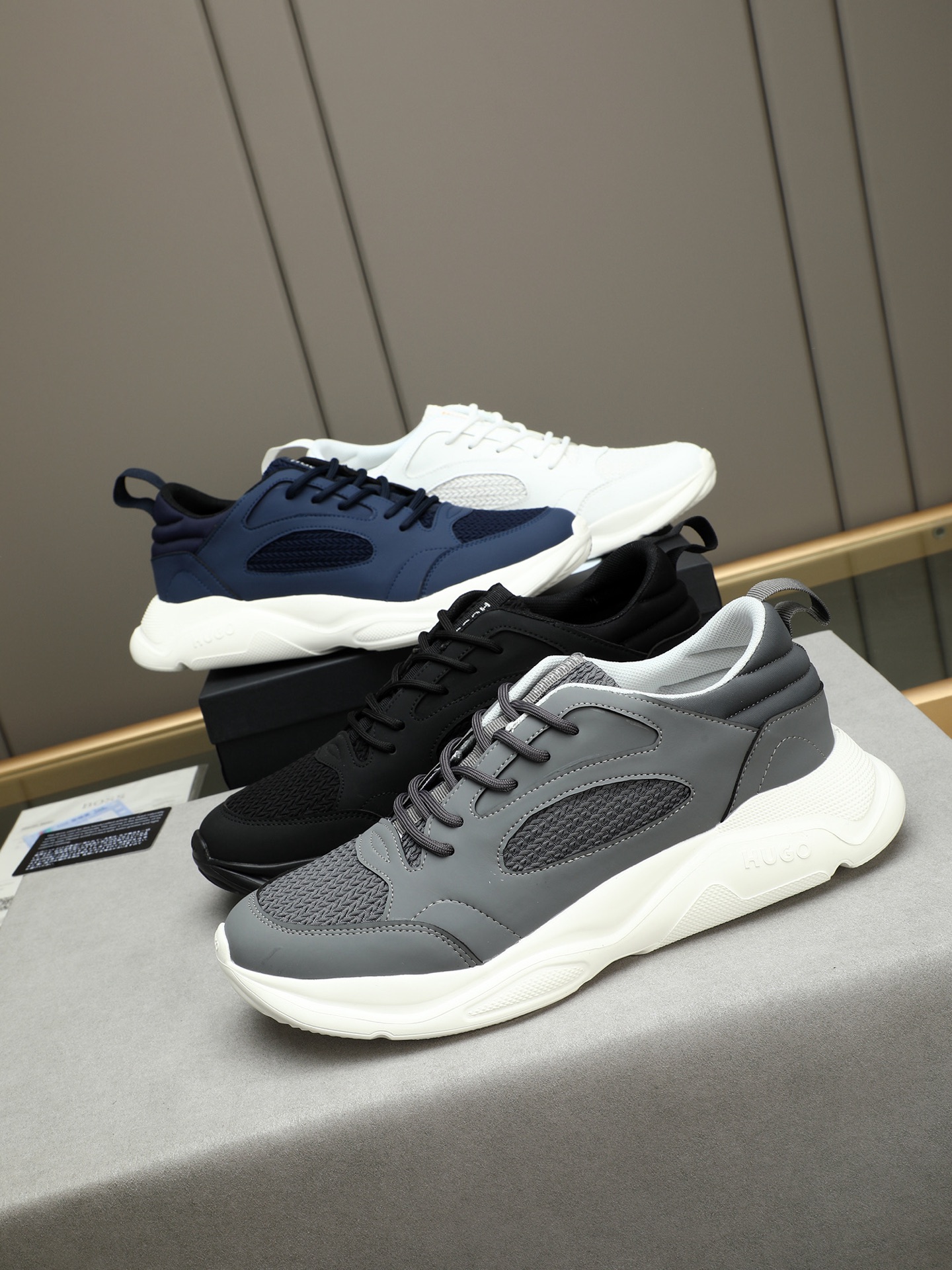 BOSS Men's Lightweight Running Shoes - Breathable, Comfortable, and Stylish 10 i1744795857311 799 0 8
